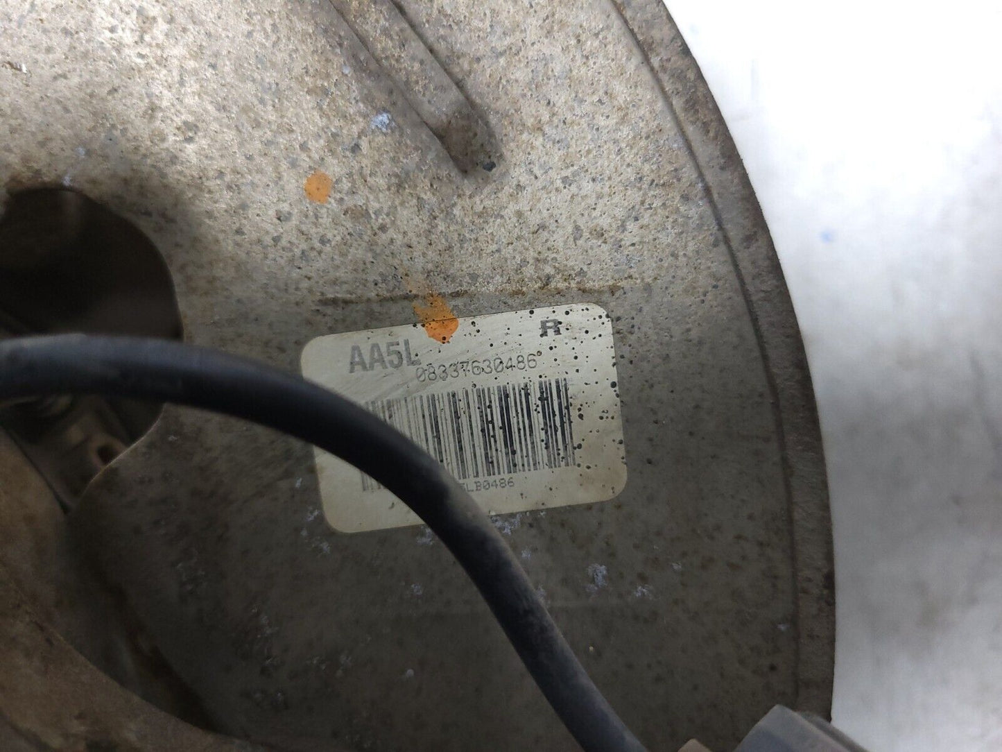 14-19 Chevrolet Silverado 1500 Front Spindle Knuckle Wheel Hub Passenger Rh OEM