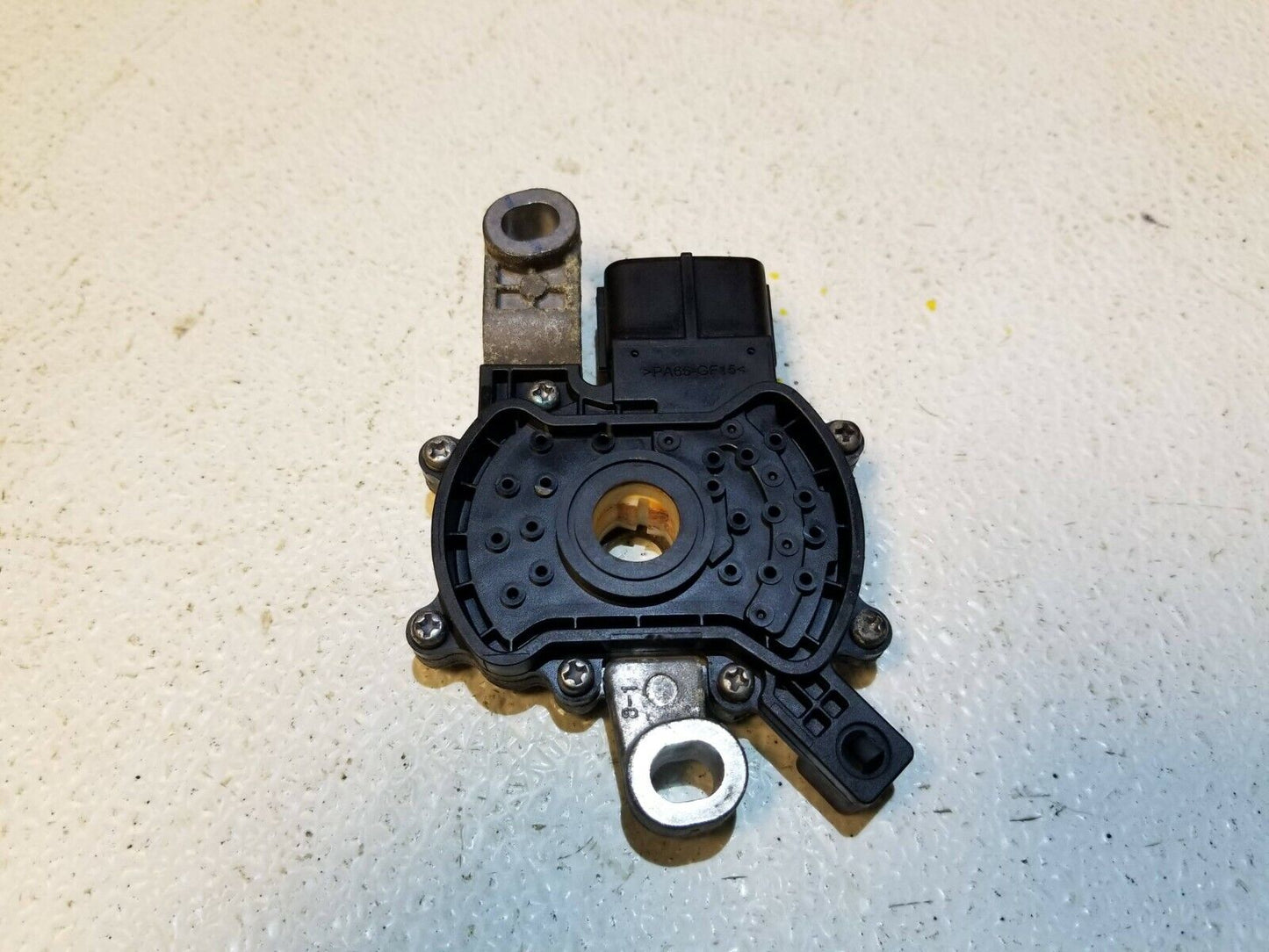 15 16 17 Hyundai Accent Auto Transmission Gear Position Sensor OEM 6-speed