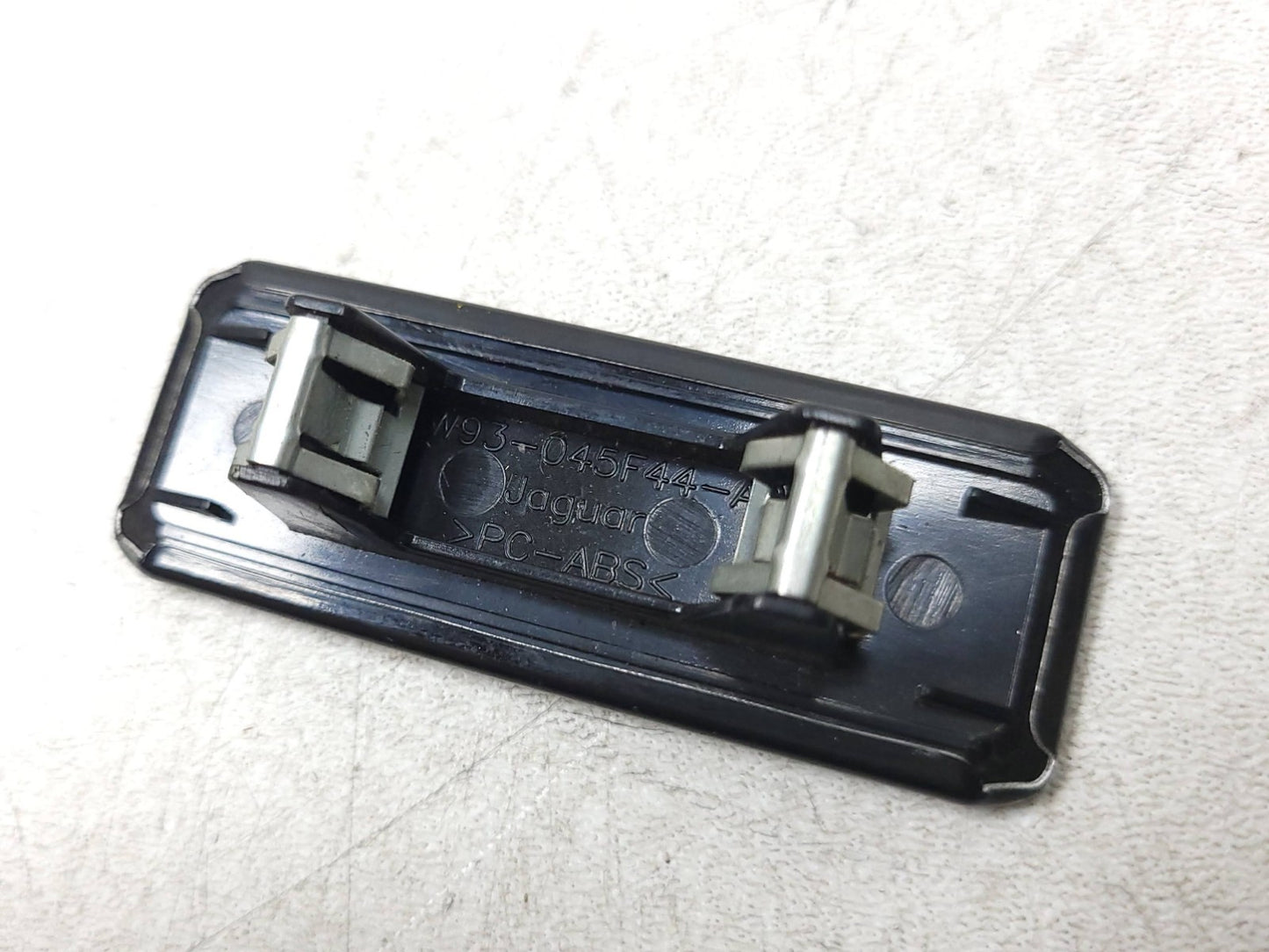 2010 - 2019 Jaguar XJ Badge Filler Cap Cover Emblem OEM