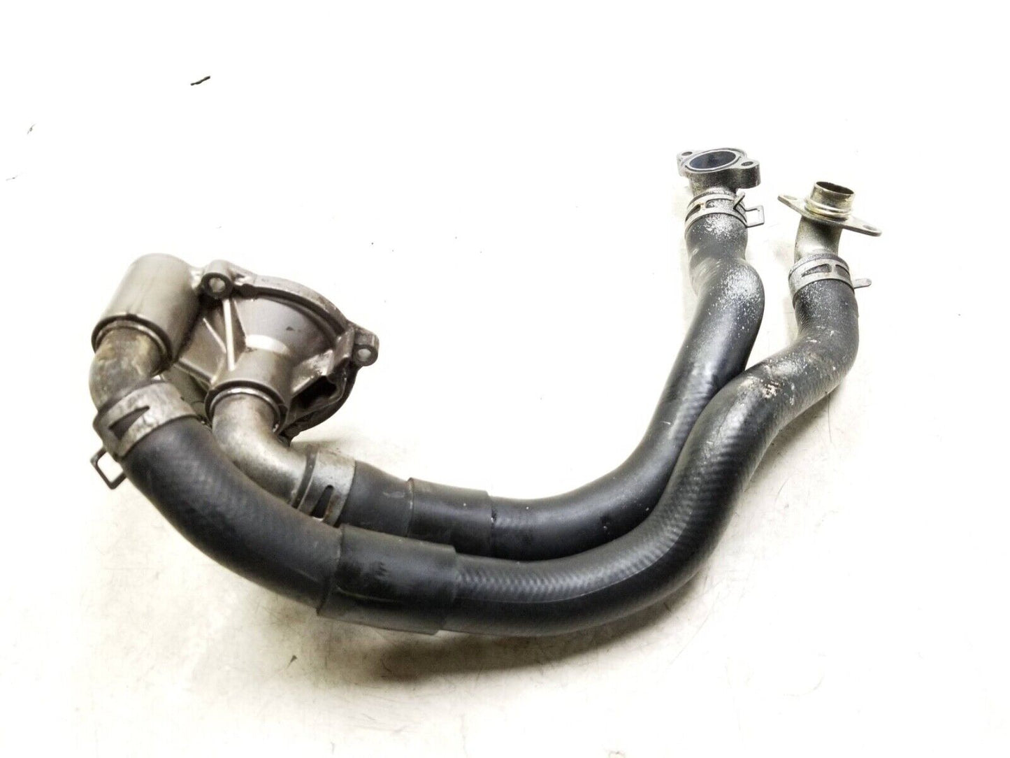 2014 - 2018 Honda Cbr650f Cover Water Pump & Hose  OEM