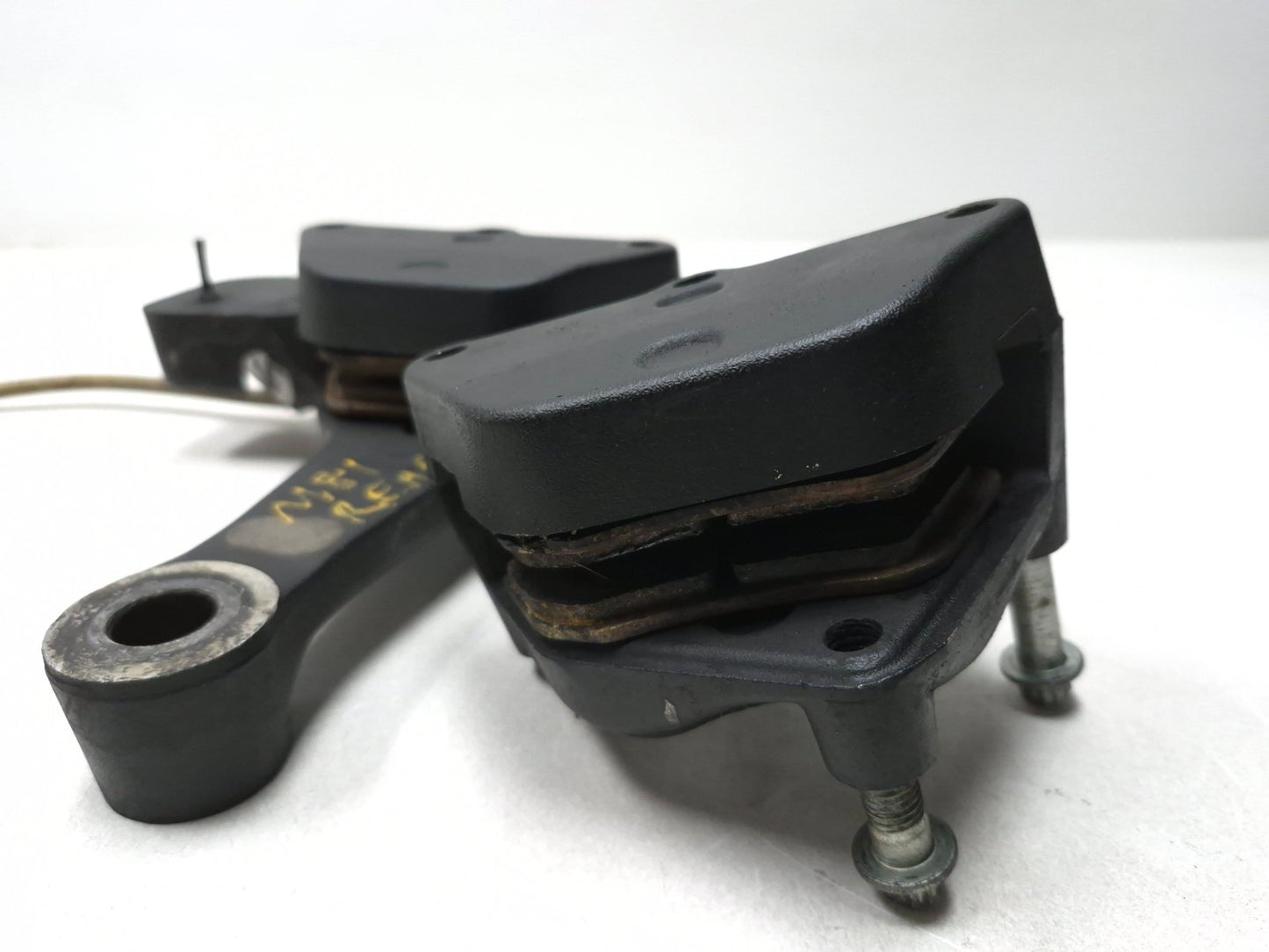 2003 Harley-davidson Fxdl Anniversary Dyna Rear & Front Brake Caliper Pair OEM