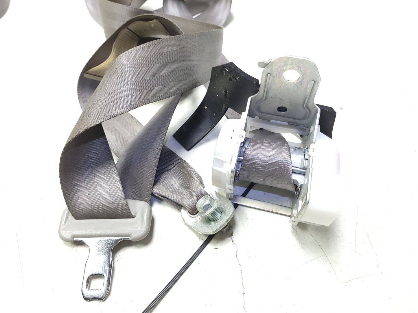 2008 - 2013 Infiniti G37 Seat Belt Retractor Rear Left Right & Center OEM