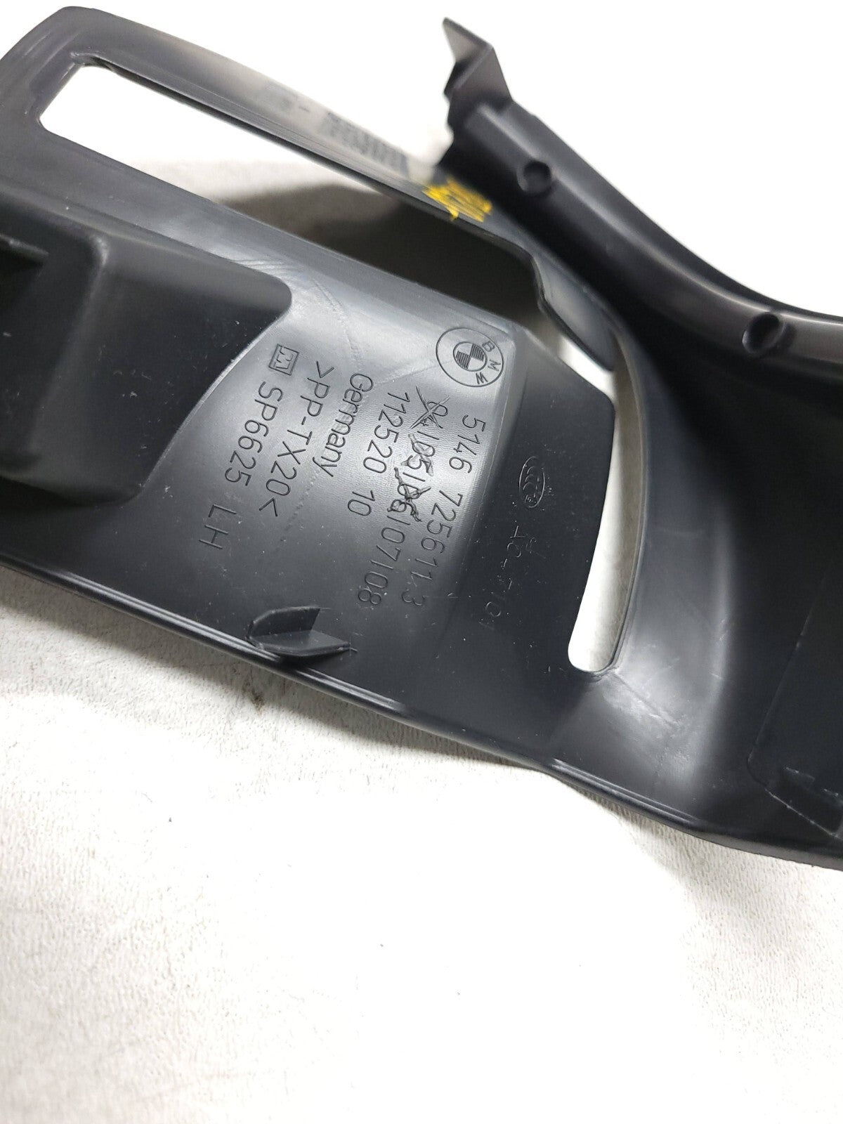 13-18 BMW 330xi F30 Rear Seat Belt Cover Left & Right Pair OEM โ