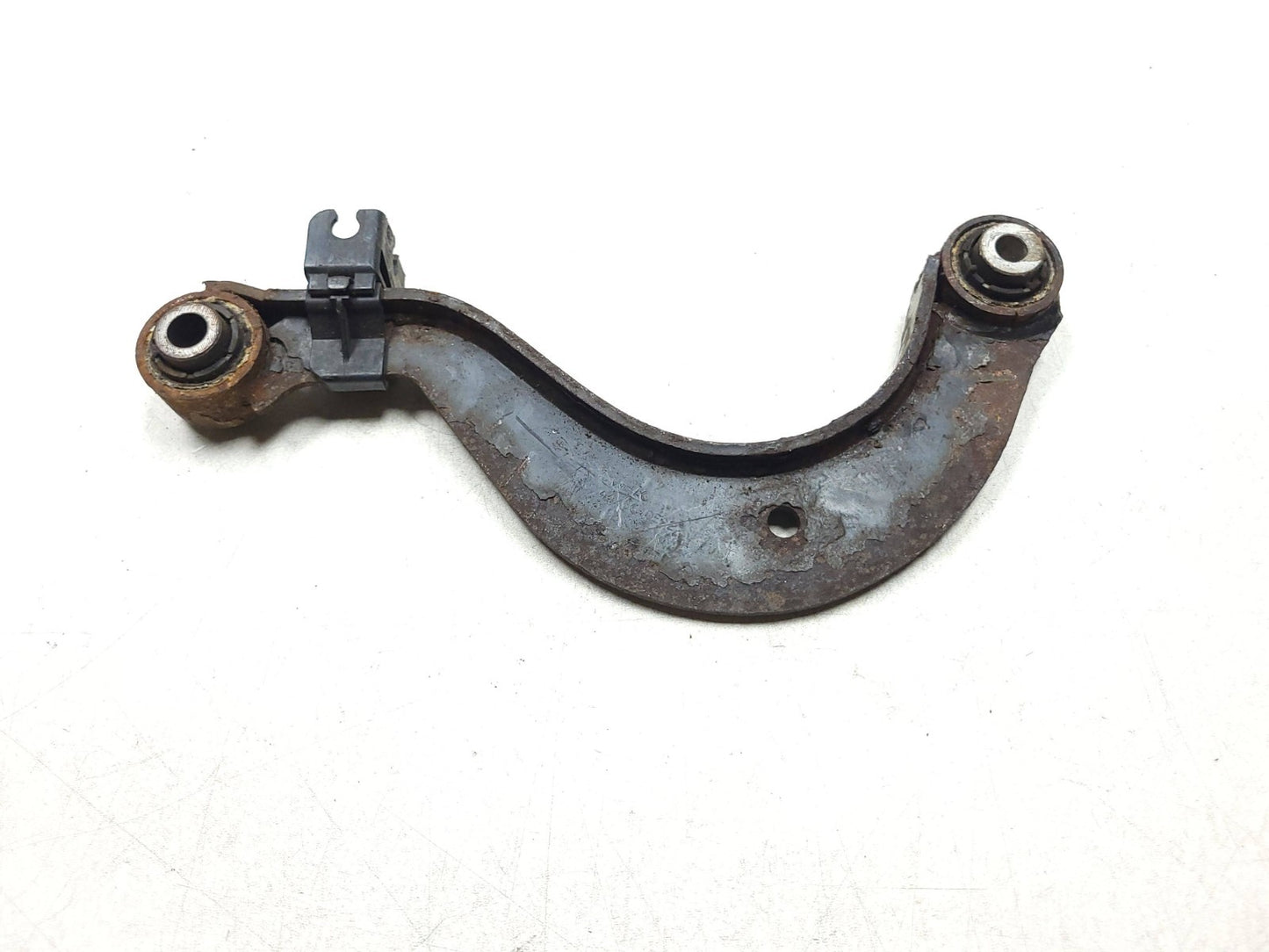 2006-2009 Volkswagen Jetta Golf Rear Upper Control Arm Pair OEM