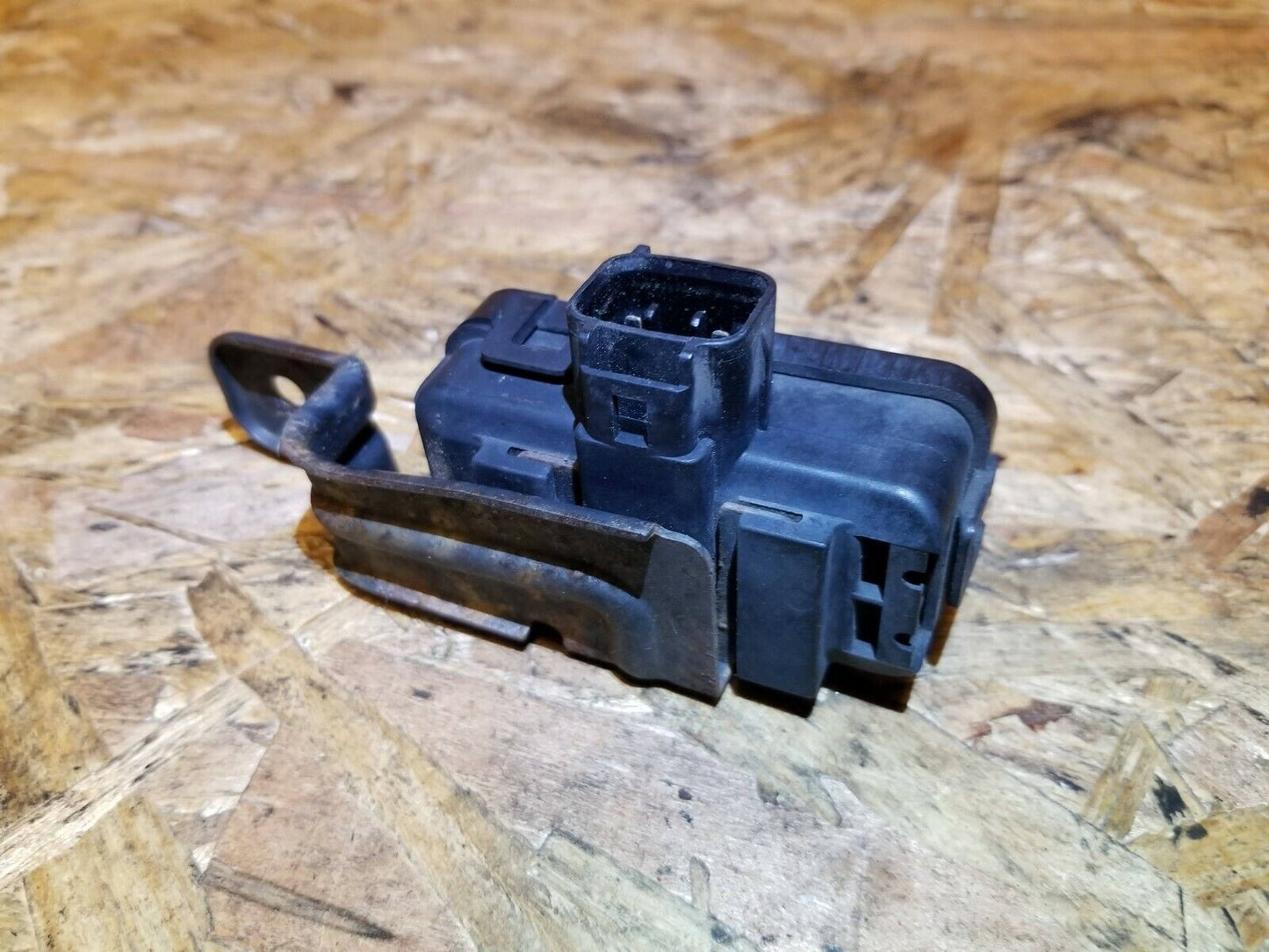 2004 - 2009 Cadillac SRX Air Temperature Sensor 25731293 OEM