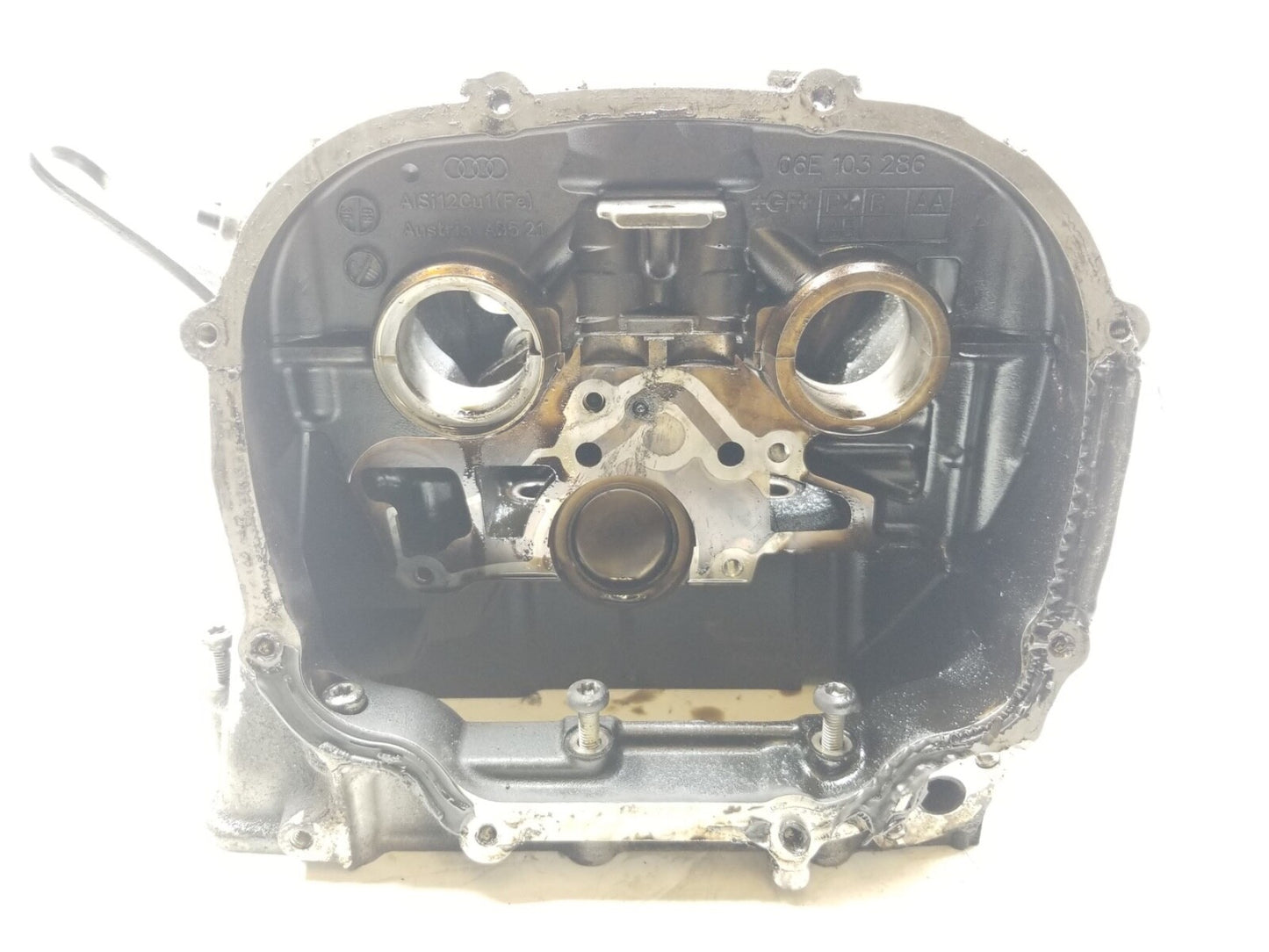 2009 - 2012 Audi Q5 3.2 Engine Cylinder Head Pair OEM