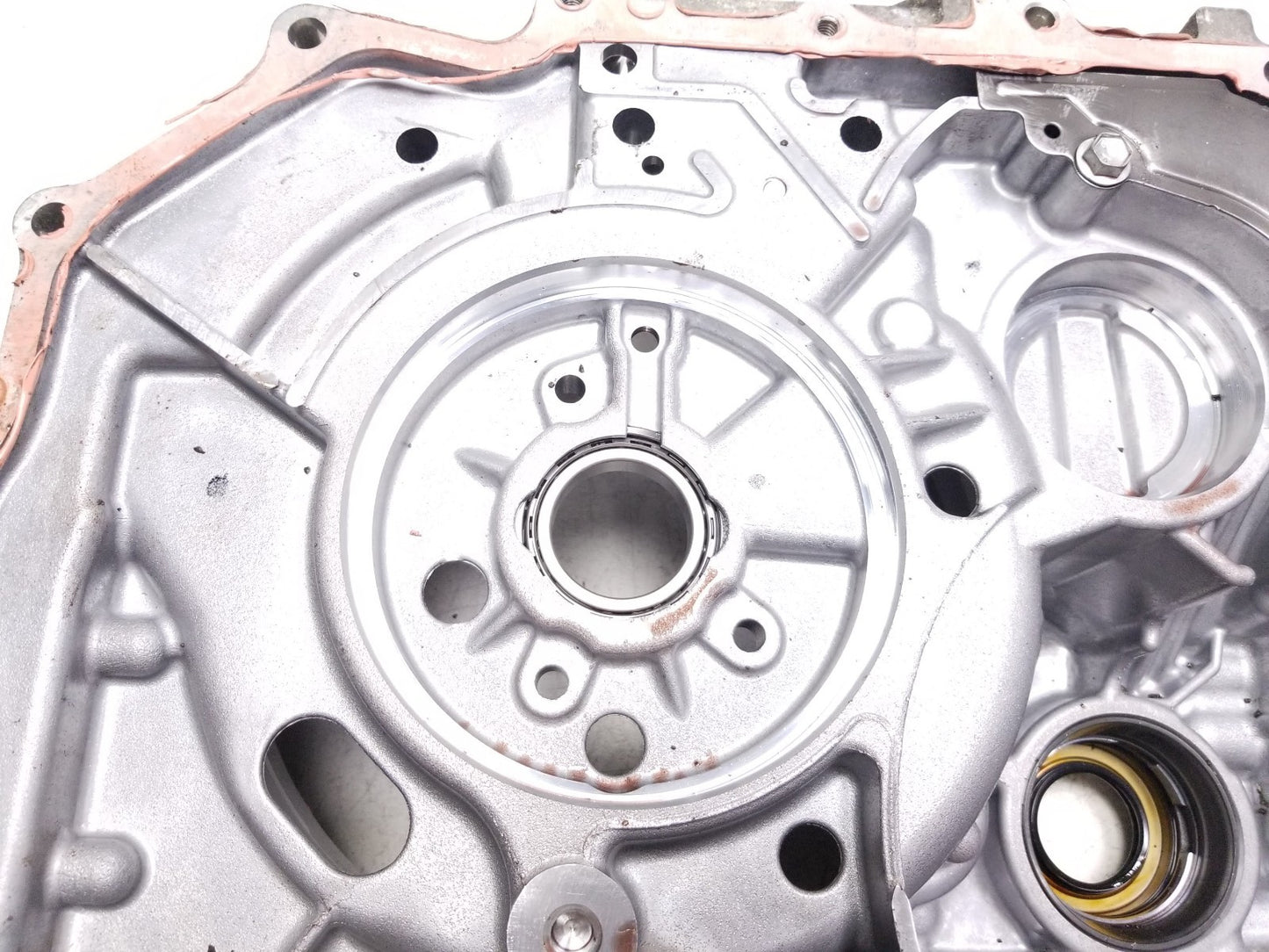 2013 Lexus CT200h Transmission Bell Housing Oem✅