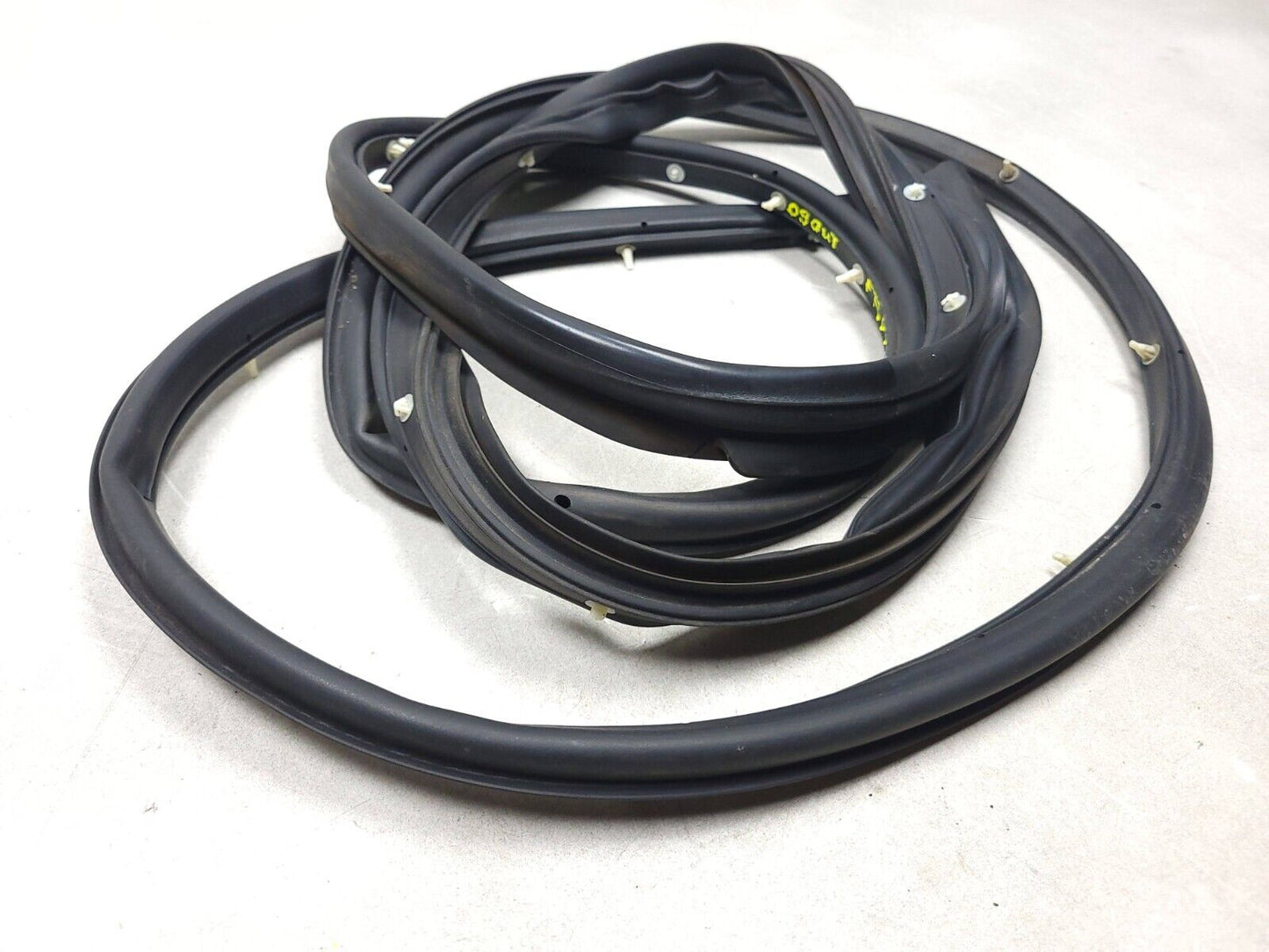 07-09 Mitsubishi Outlander Door Weatherstrip Seal Front Driver Side Lh 2pcs OEM