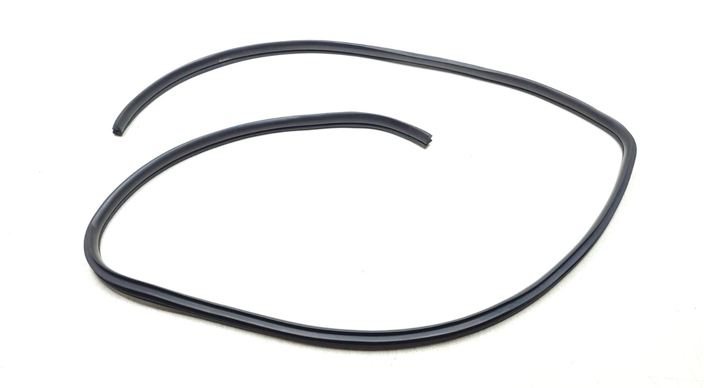 12-17 Hyundai Accent Sedan Door Weatherstrip Seal Front Driver Side Left