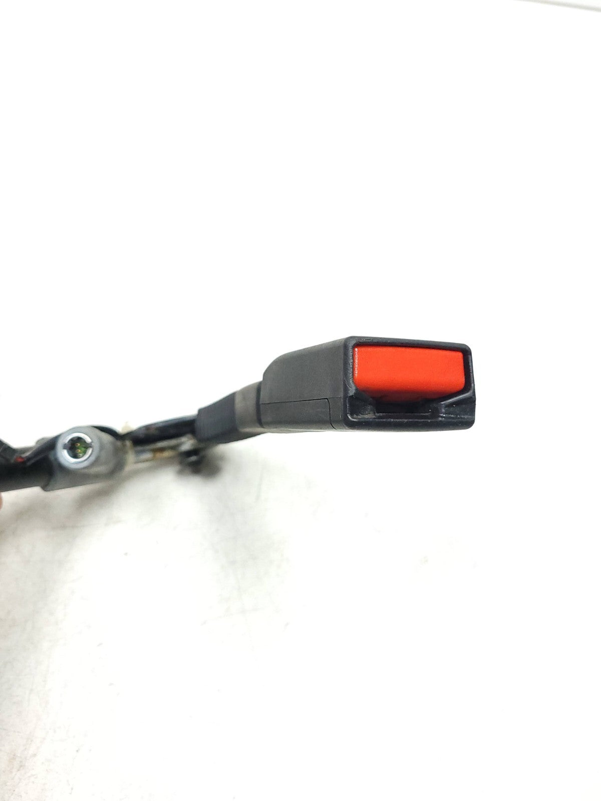 2013 BMW X5 X6 Front Left Driver Seat Belt Buckle Latch OEM