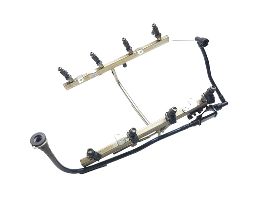 10-14 Chevrolet Suburban Fuel Rail W/ Injectors 5.3l OEM