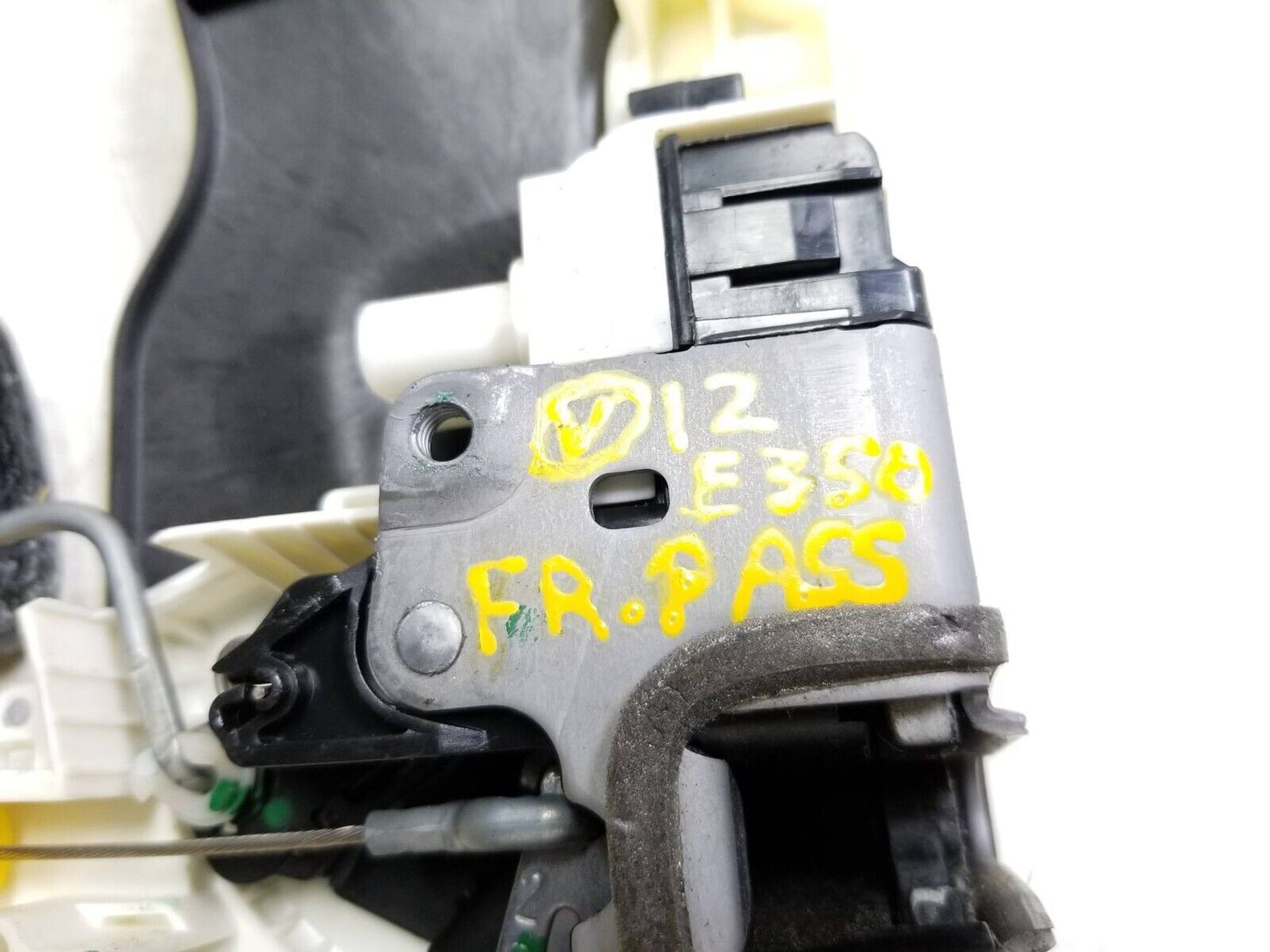 10-16 Mercedes W212 E350 E500 Door Lock Actuator Front Passenger Side Right OEM