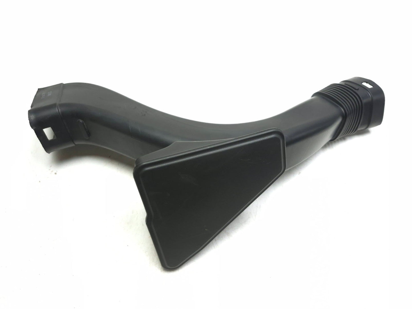 2011 BMW 750li Air Intake Duct Pipe Left & Right OEM