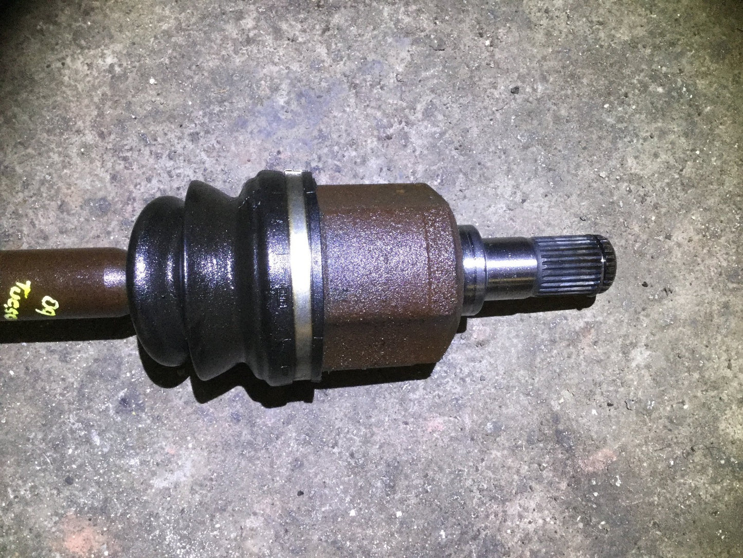 05 06 07 08 09 Hyundai Tucson 2.0l FWD At Front Axle Shaft Right Pass Side OEM