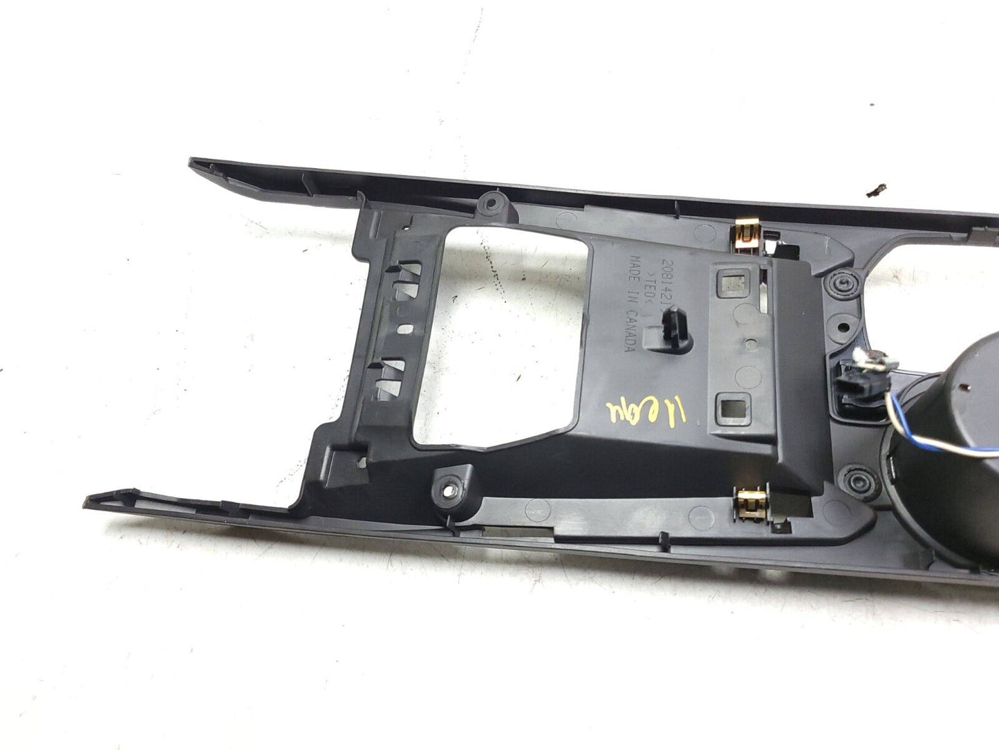 10-15 Chevrolet Equinox Center Console W/ Cup Holder 20814219 OEM
