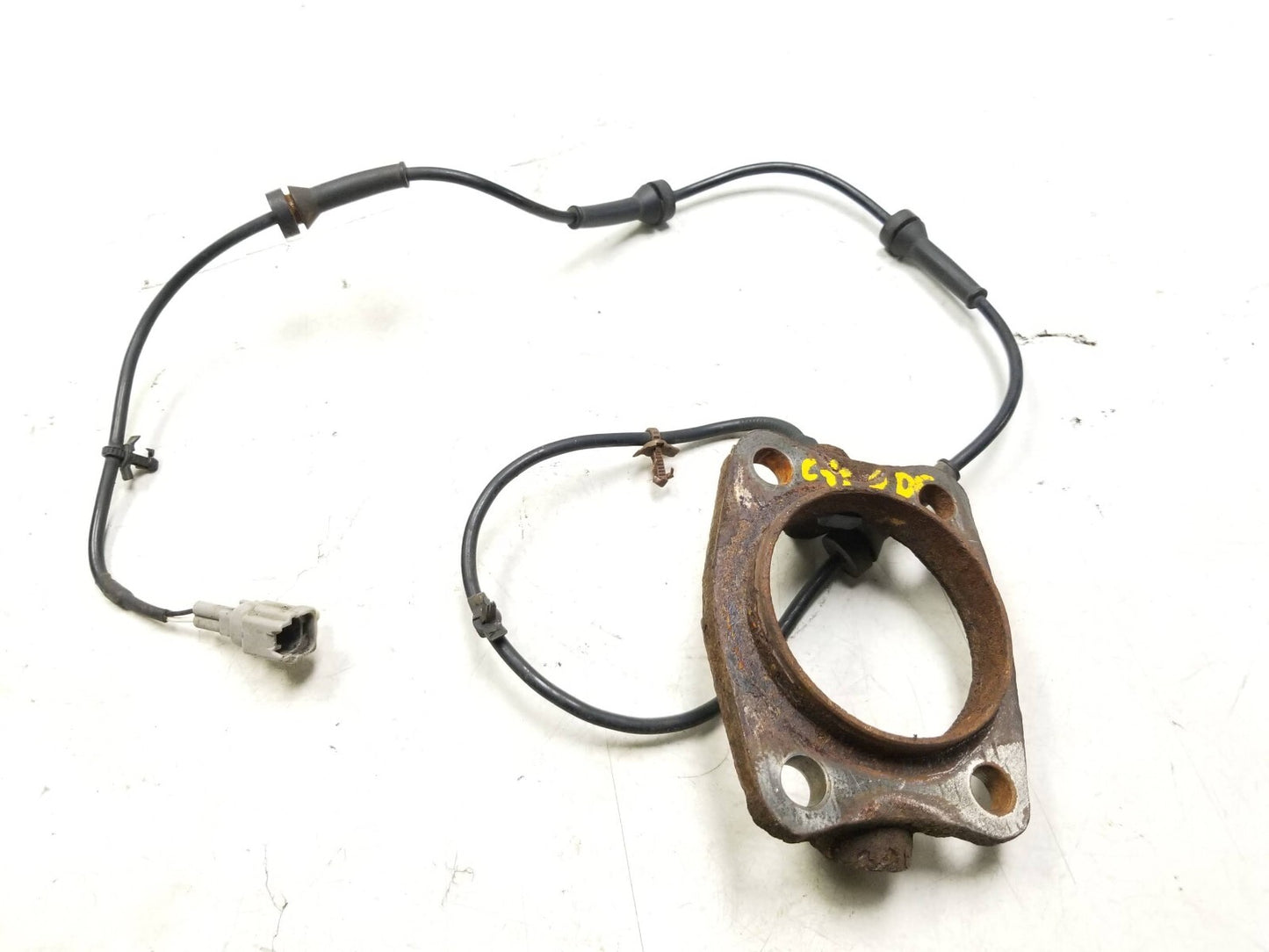 08-15 Nissan Rogue Rear Wheel ABS Speed Sensor  W/ Bearing Hub Pair OEM ā