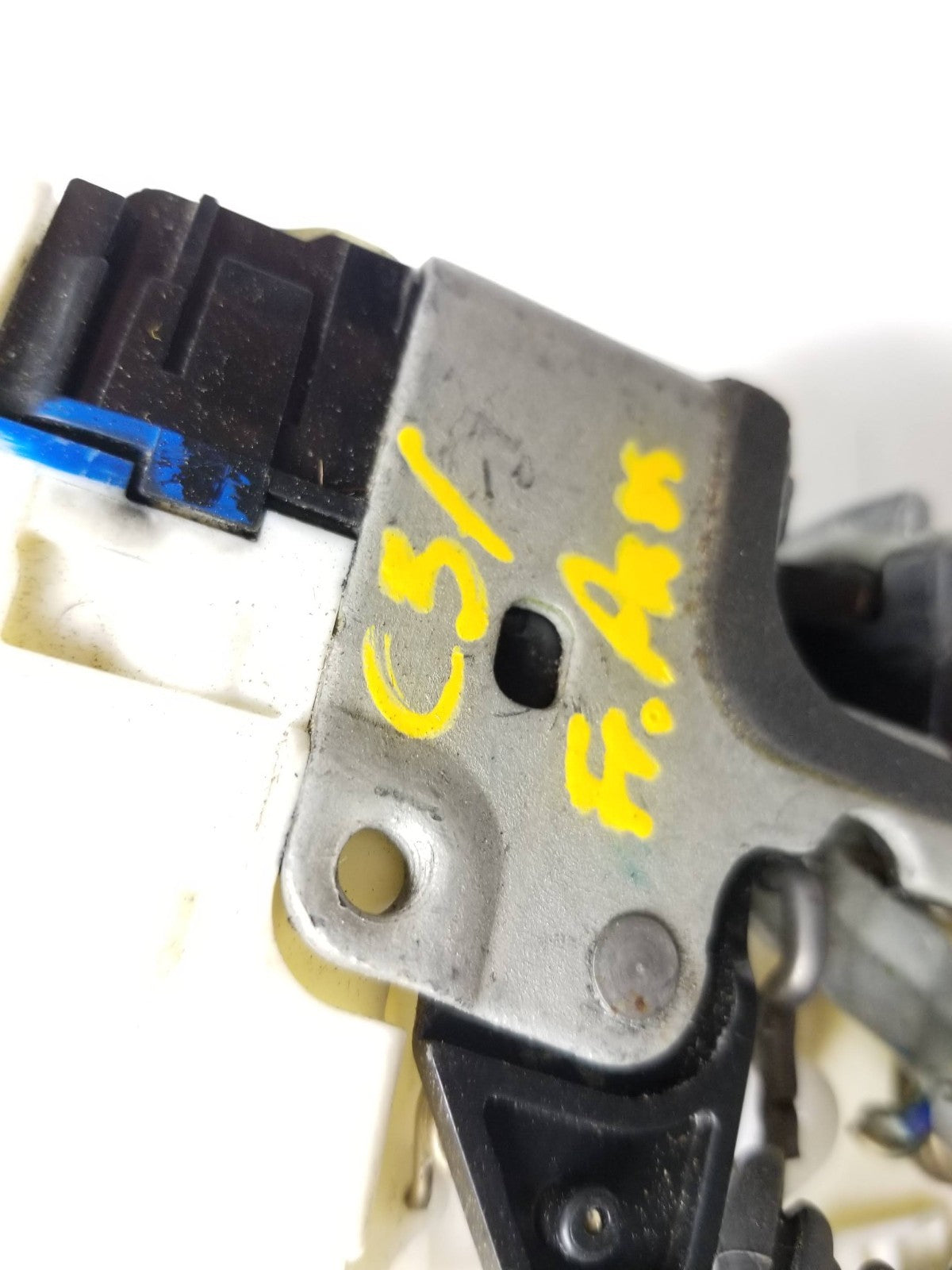 2012 Jeep Grand Cherokee Door Lock Actuator Front Passenger Side Right OEM
