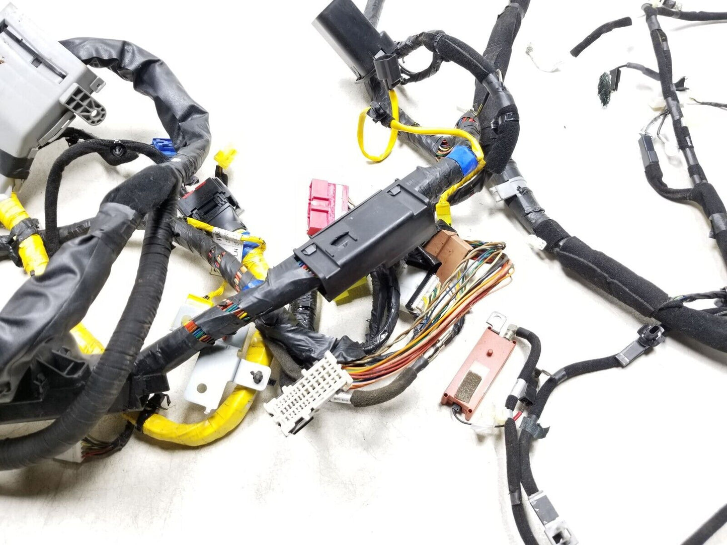 06 - 10 Hyundai Azera Interior Wire Harness OEM