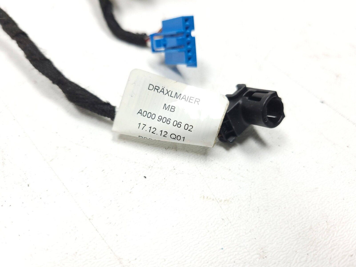 15-20 Mercedes C300 W205 Center Console Wire Harness A2054403008 OEM