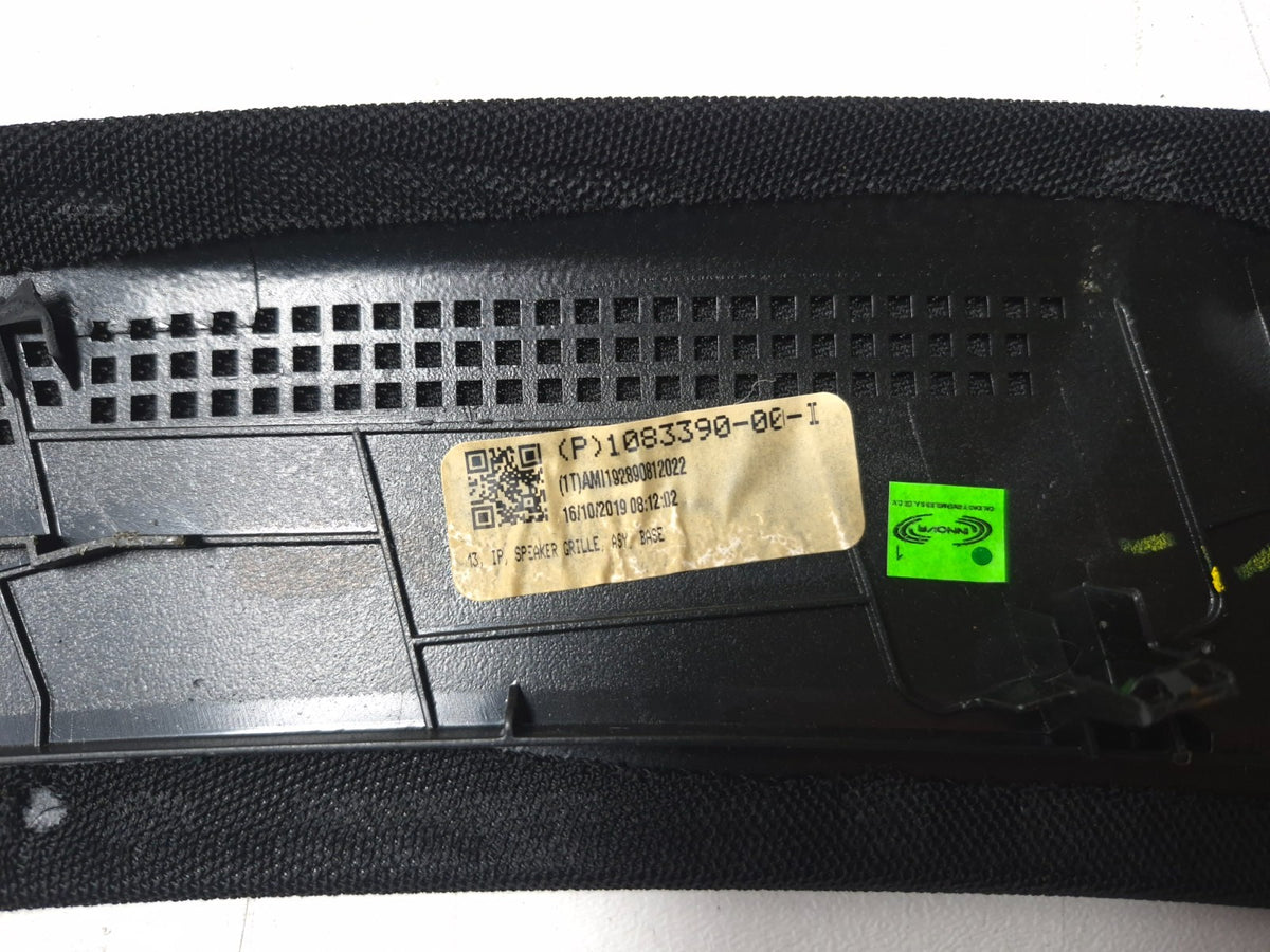 2020 Tesla Model 3 Front Dashboard Defroster Speaker Grille Vent Panel OEM