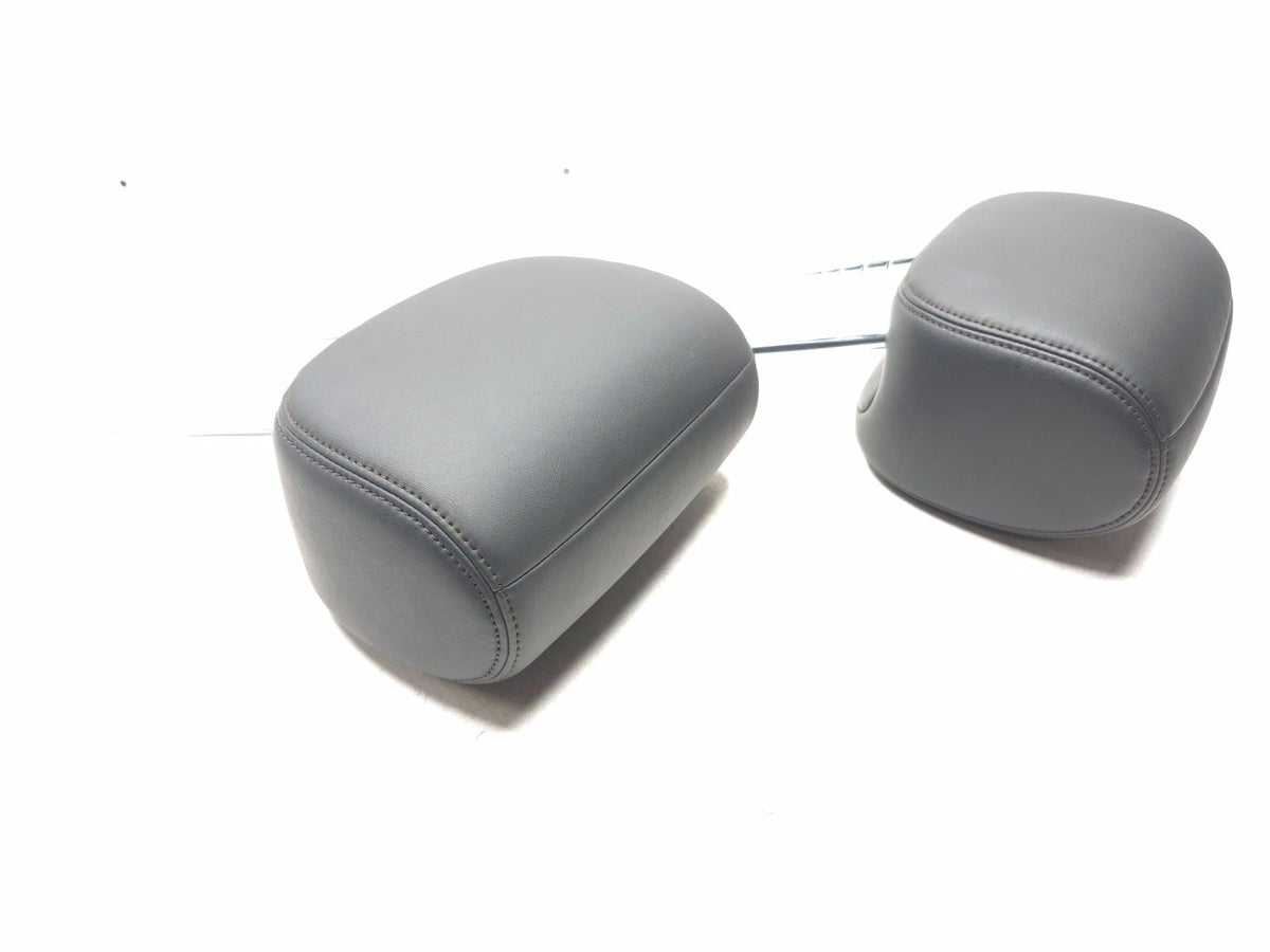 2009 Infiniti Fx35 Front Seat Headrest Left & Right OEM