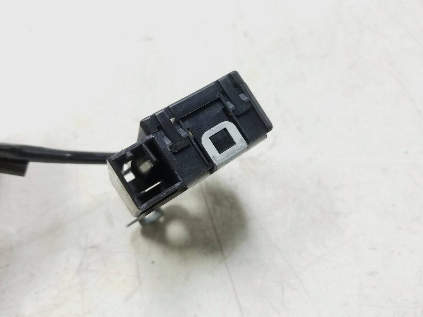 08-13 Infiniti G37 Radio Amp OEM **sedan**