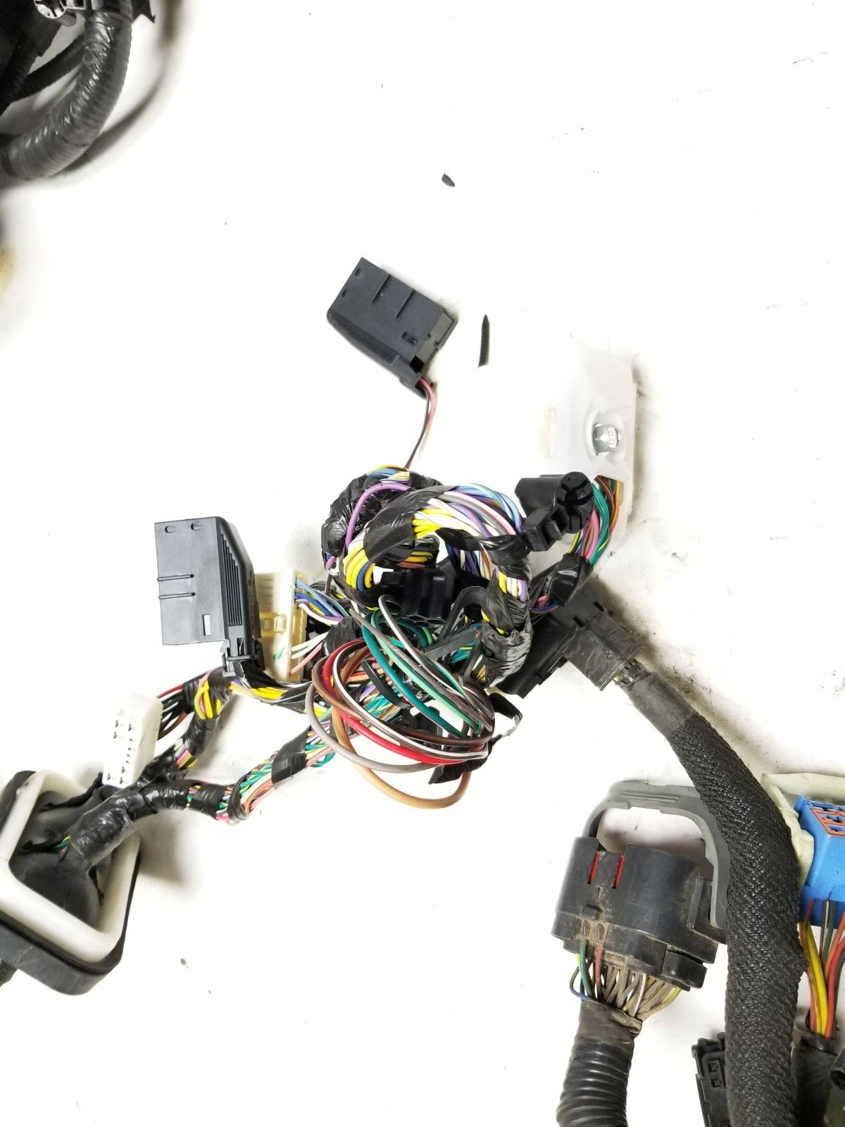 2012 Jeep Grand Cherokee Headlight Wire Harness OEM