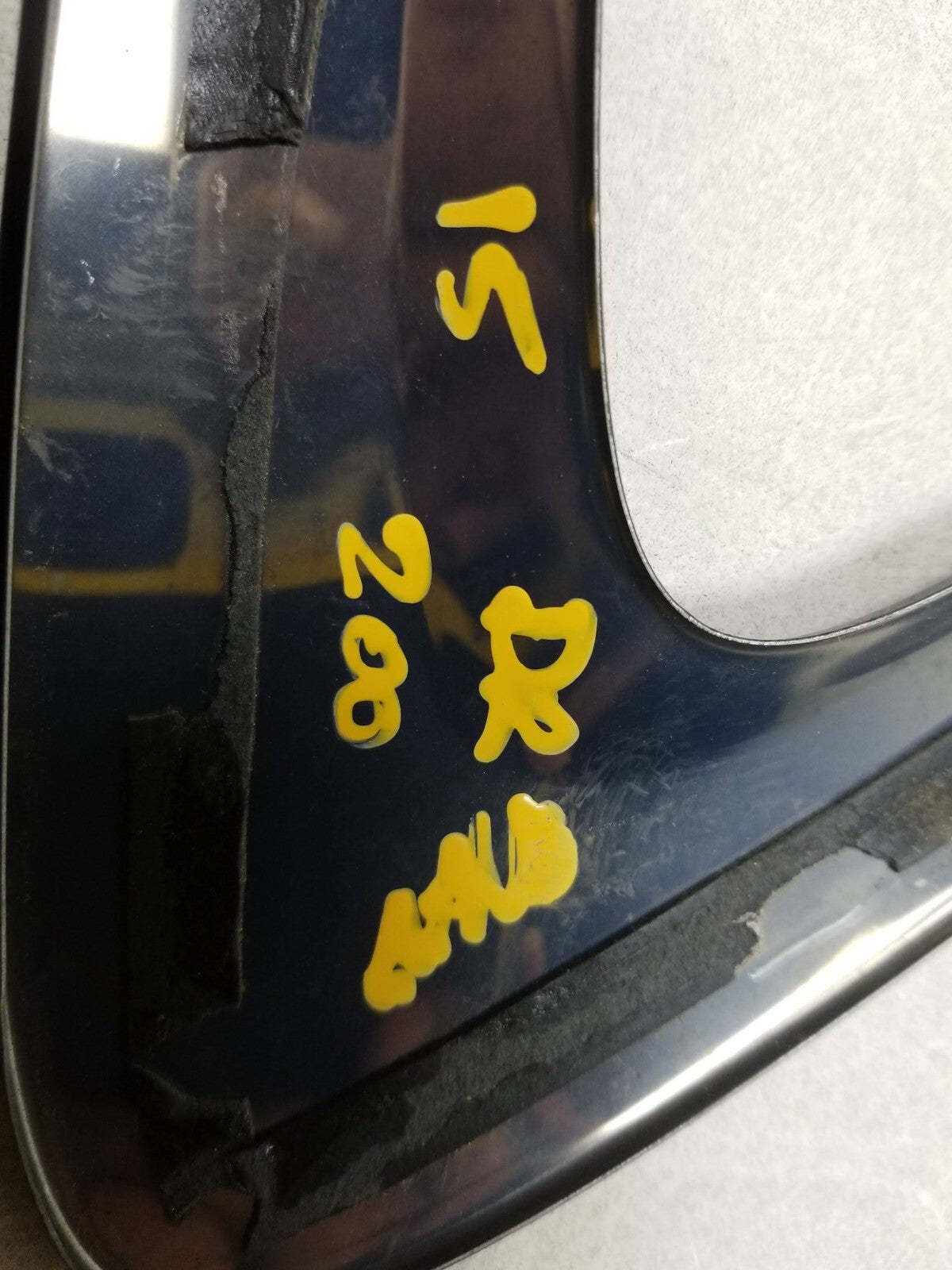 2015 Chrysler 200 Rear Quarter Glass Trim Molding Driver Side Left OEM