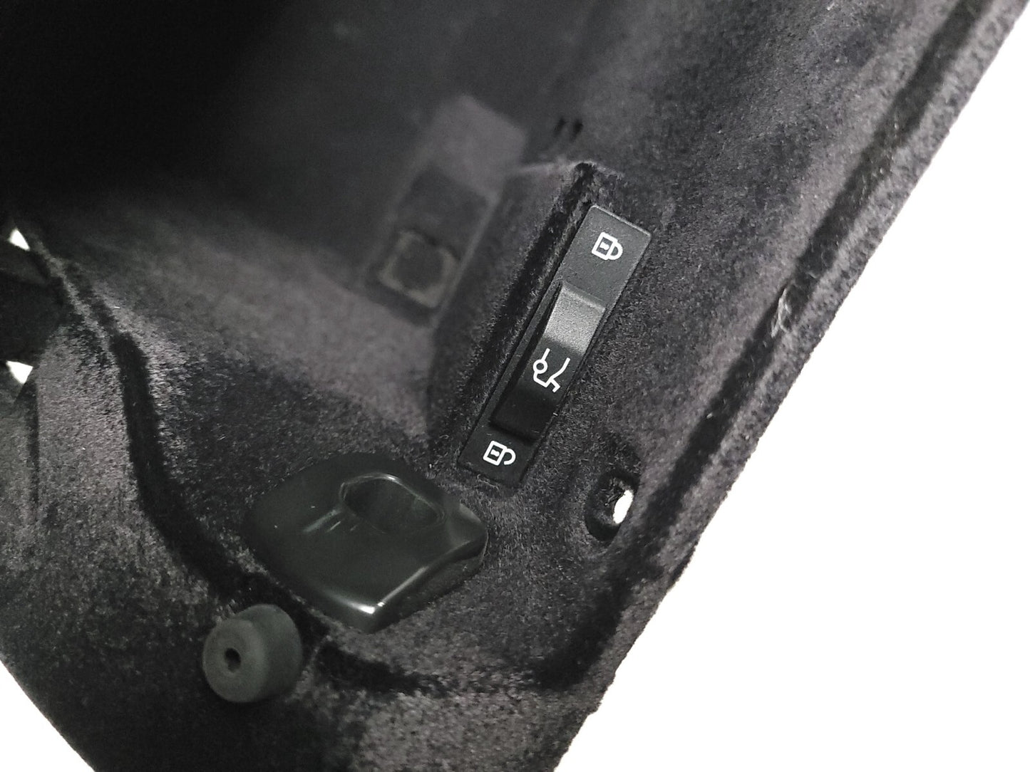 12-18 BMW 330xi F30 Glove Box OEM