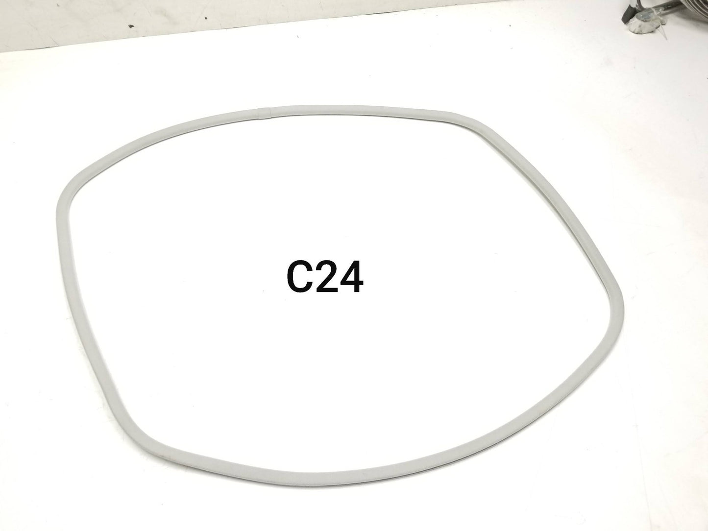 11-13 Lexus CT200h Sunroof Seal Oem✅