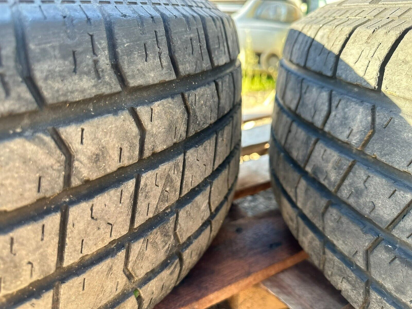 13 14 15 GMC Acadia Wheel W/ Tire Firestone 255/65r18 7/32" Pair OEM