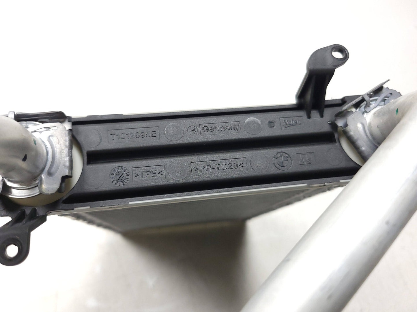 13-18 BMW 330xi Heater Core T1012895e OEM β