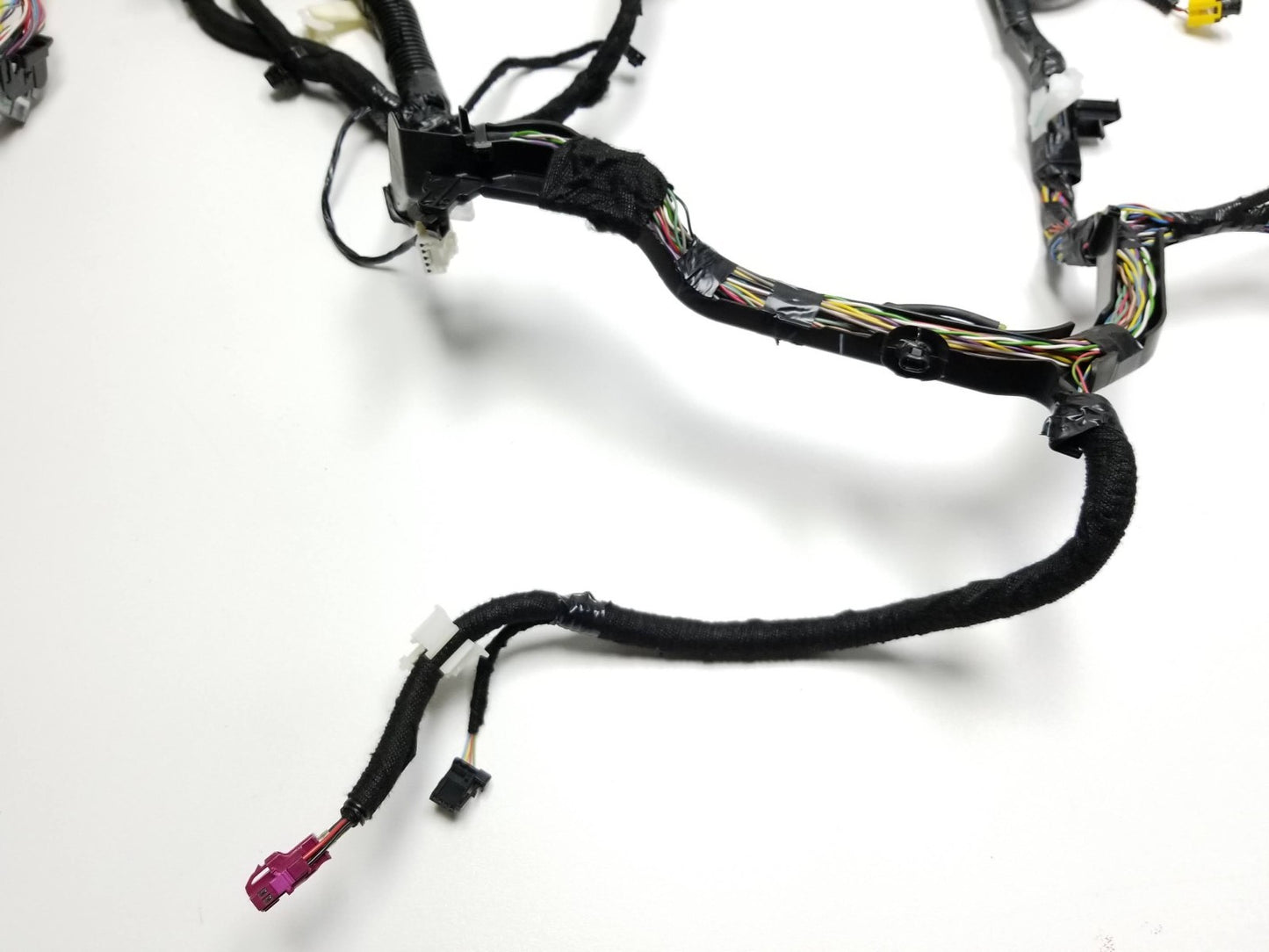 2021 Tesla Model 3 Dash Wire Harness 3067960-00-b OEM