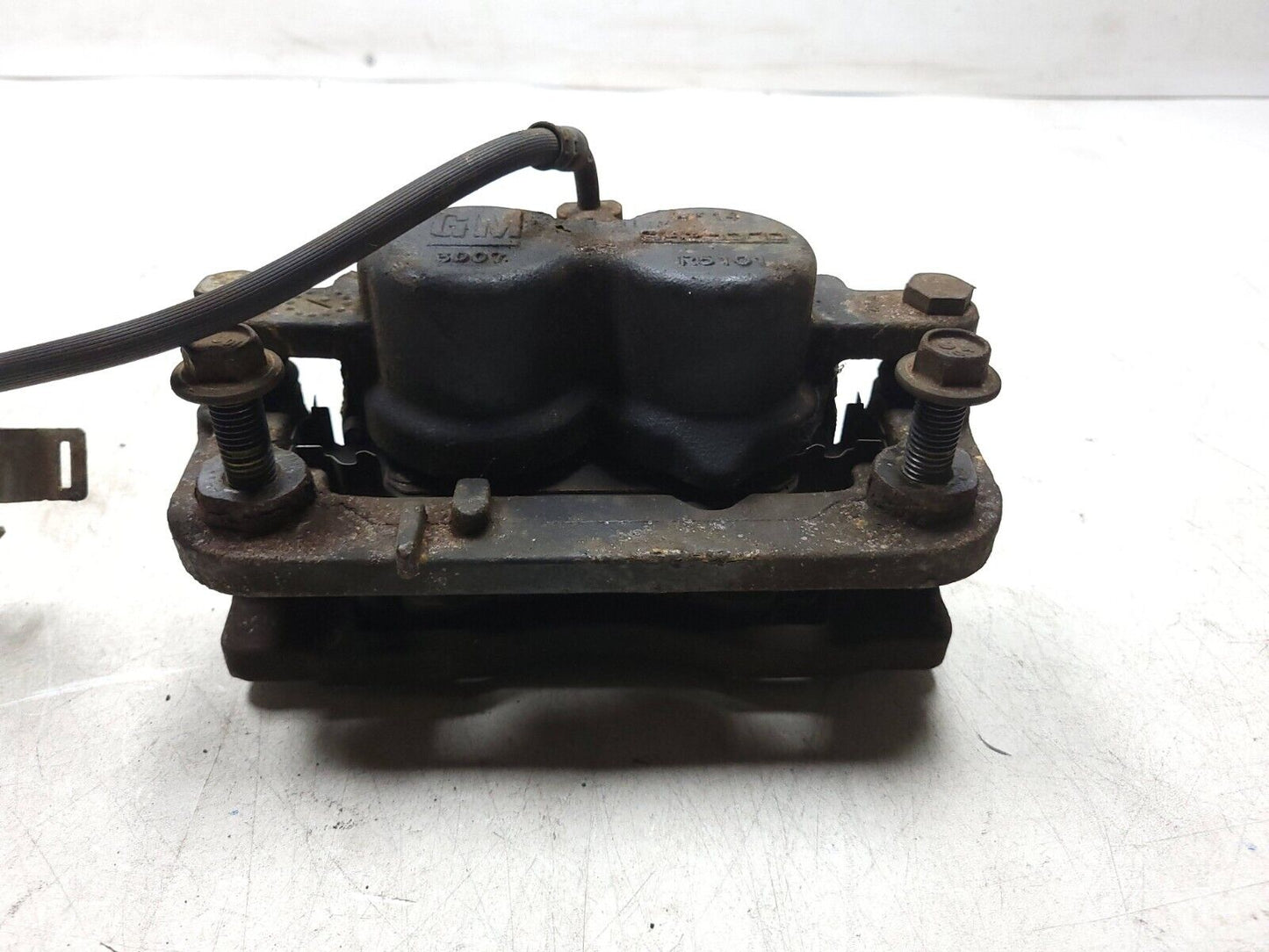 10-14 Chevrolet Suburban Front Brake Caliper Left & Right Pair OEM