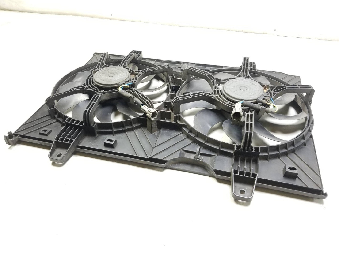 10-14 Nissan Rogue Engine Radiator Cooling Fan Assy OEM β