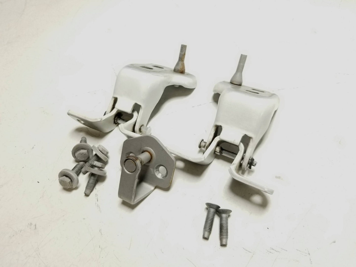 10 - 13 Ford Transit Connect Door Hinge Fron Driver Side Left OEM