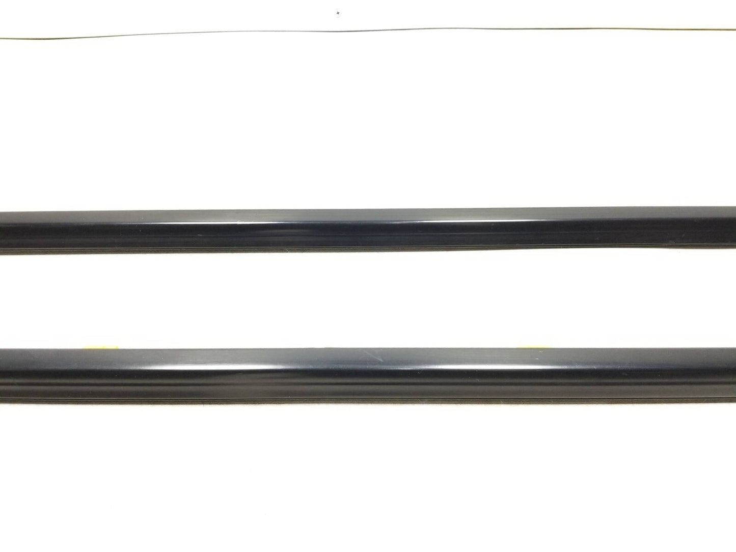 2009-2016 Hyundai Genesis Coupe Front Door Window Belt Seal Left & Right OEM