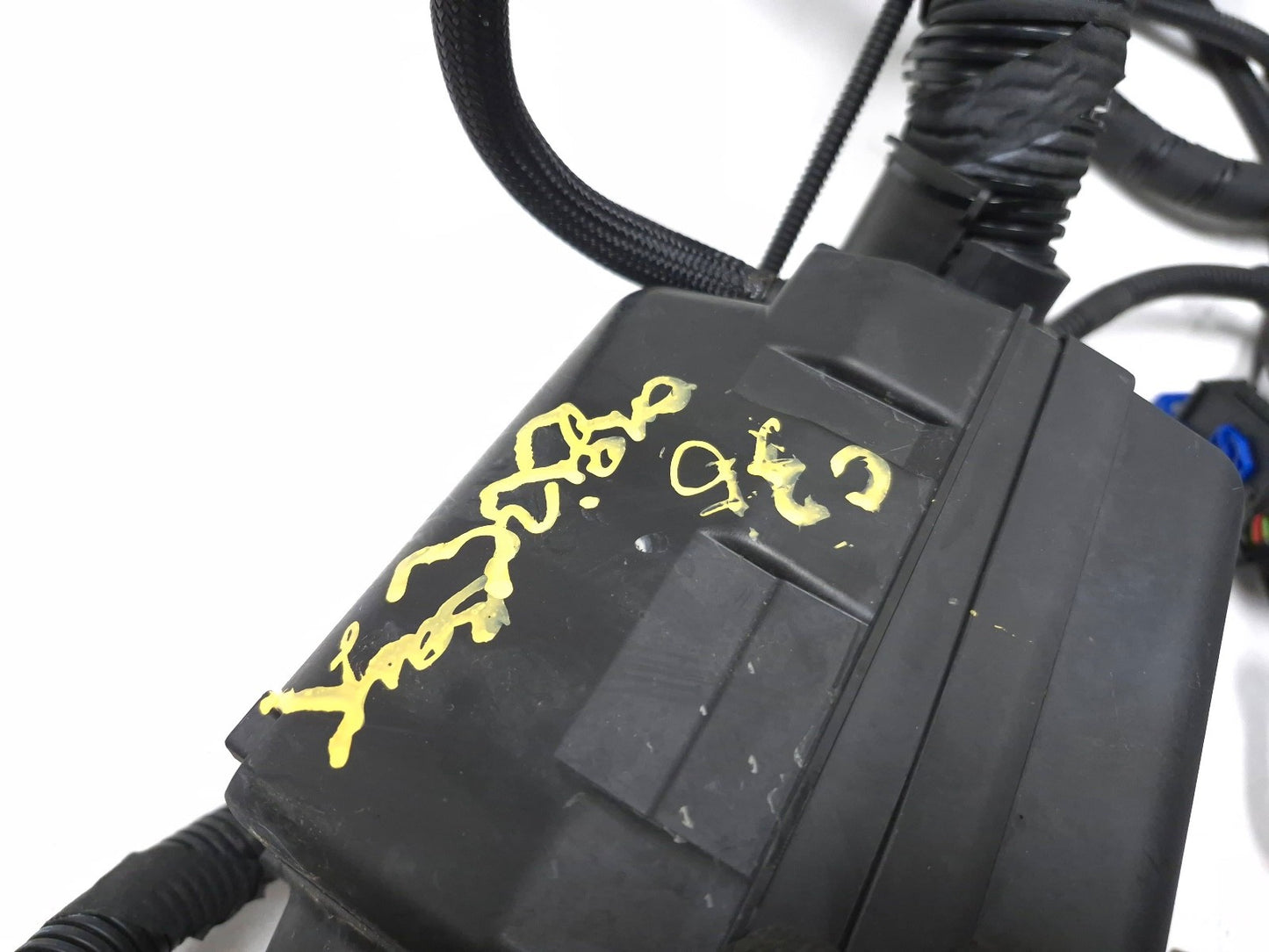 2014 Fiat 500l Engine Compartment Wiring Harness W/ Fuse Box OEM