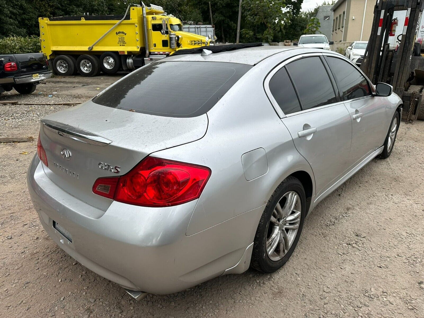 2008 - 2013 Infiniti G37 Upper Door Glass Weatherstrip Rear Driver Side Left OEM