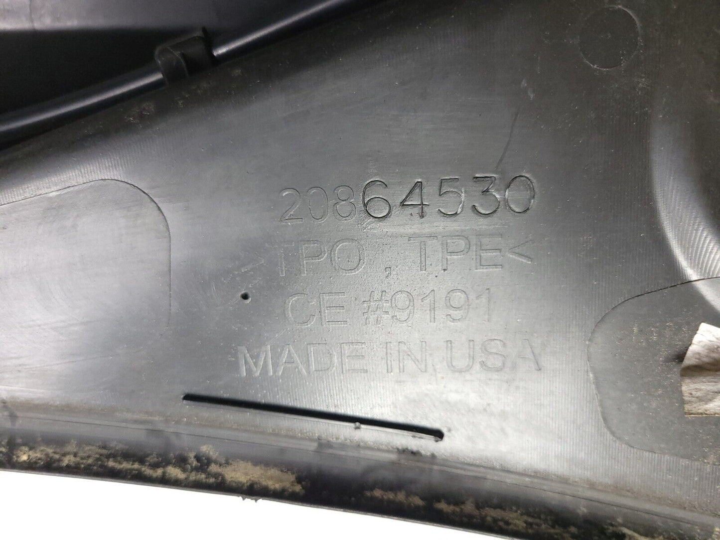 10-15 Chevrolet Equinox Windshield Wiper Cowl Cover OEM