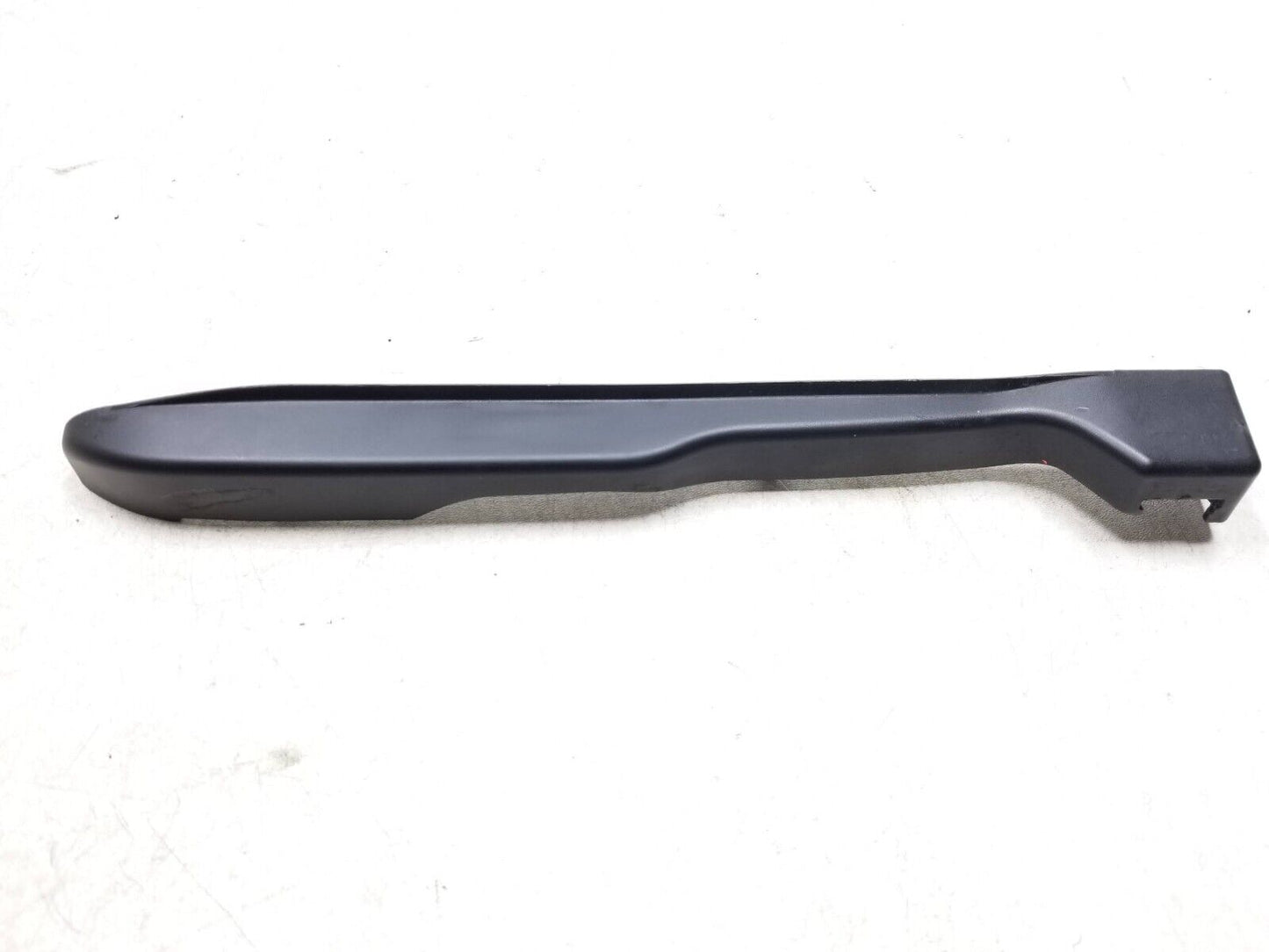 04 06 BMW X3 Seat Side Trim W/ Guide Sleeve & knob Front Passenger Sid Right OEM