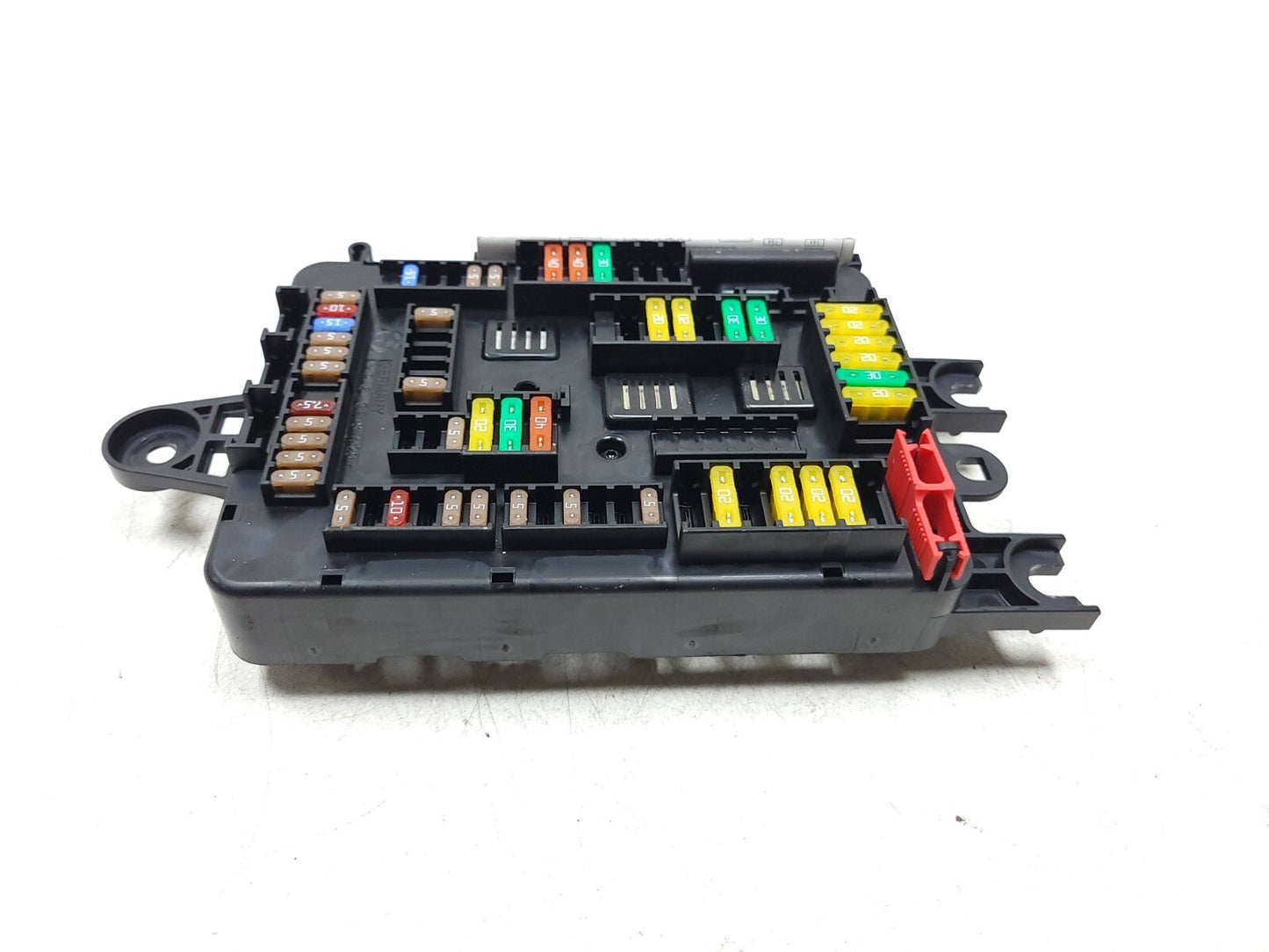 13-18 BMW 330xi F30 Rear Power Distribution Relay Fuse Box OEM β
 76k Miles