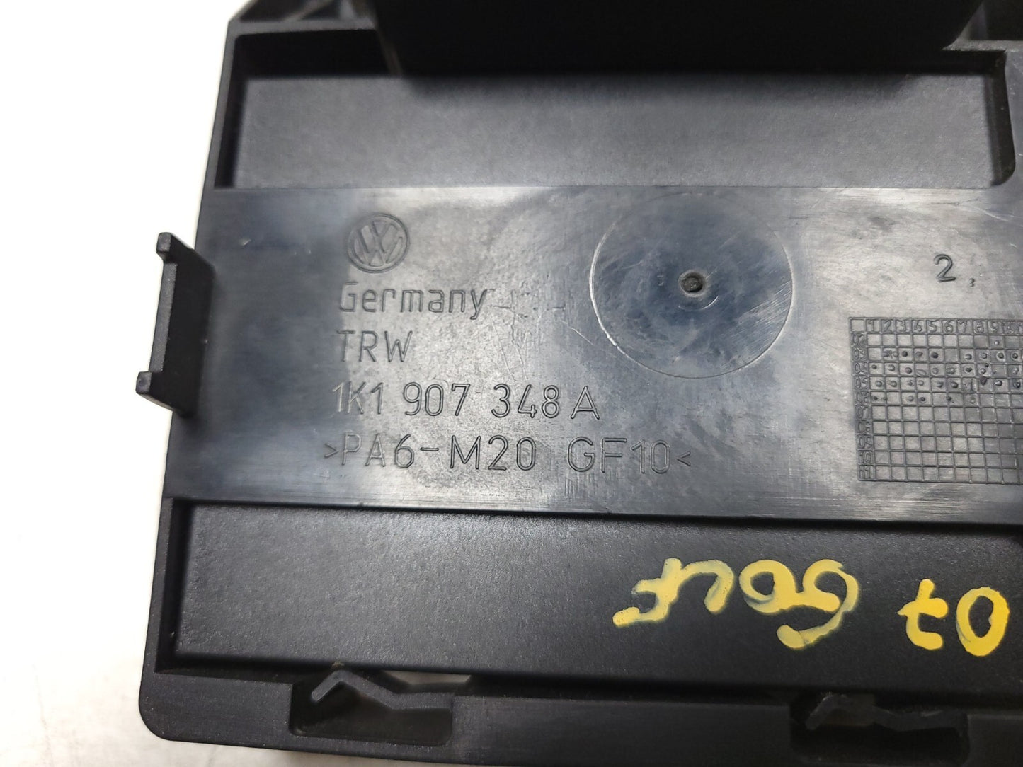 2006-2009 Volkswagen Jetta Golf GTI Theft Locking Module  OEM