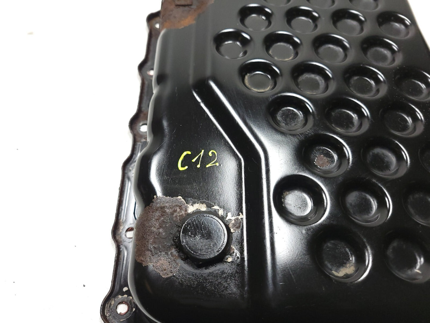 2011 - 2013 Kia Sportage At Transmission Valve Body Cover 2.4l OEM