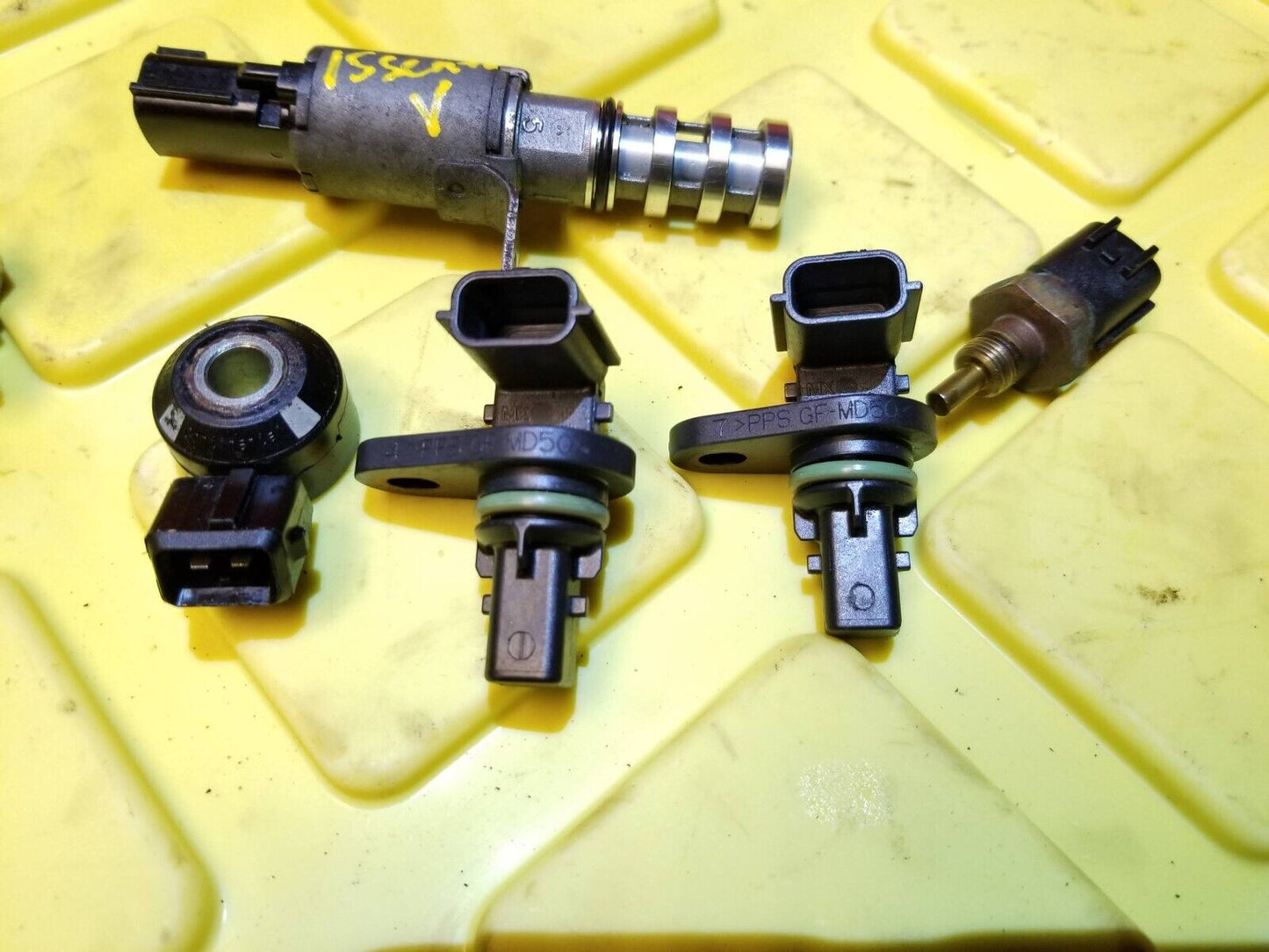 13 - 16 Nissan Sentra Vvt Oil Temp Knock Camshaft Sensor 6pcs 1.8l OEM