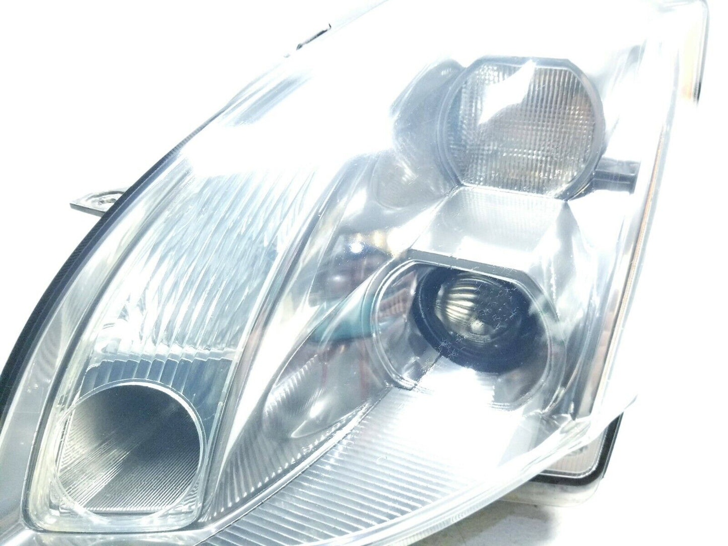 04-06 Nissan Maxima Headlight Driver Left Side Xenon OEM 110k