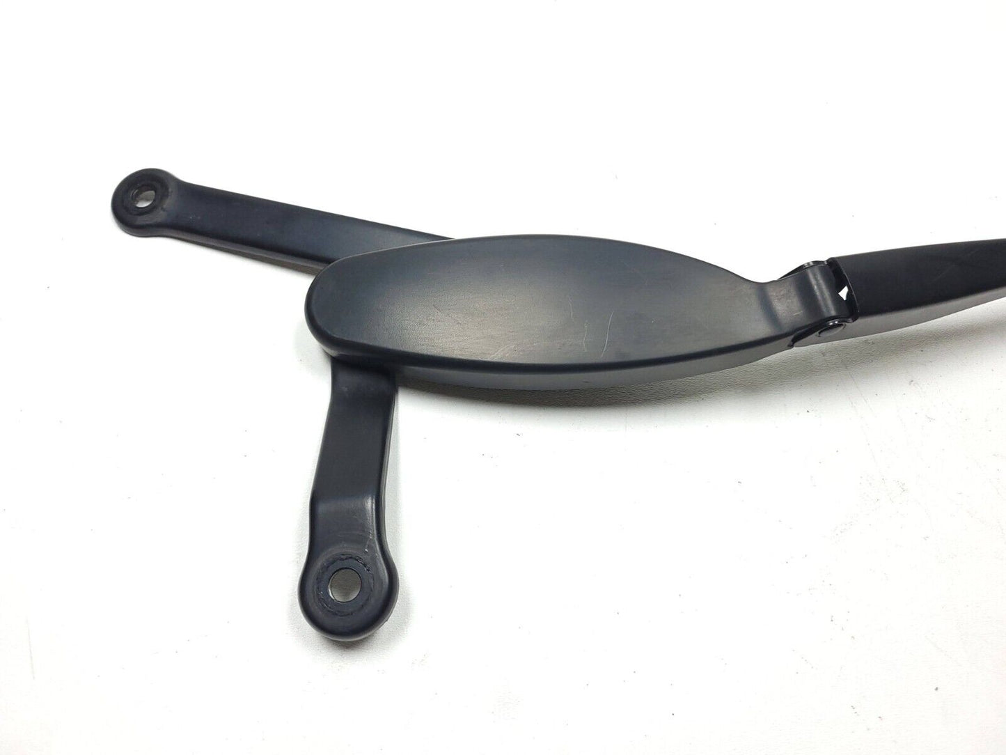 15-20 Mercedes C300 W205 Windshield Wiper Arm Pair OEM