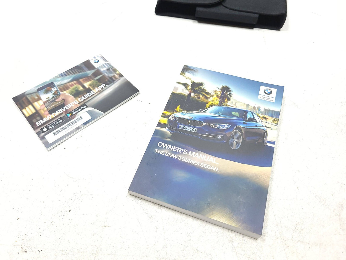 12-18 BMW 330xi F30 Owner's Manual W/ Case OEM β
 76k