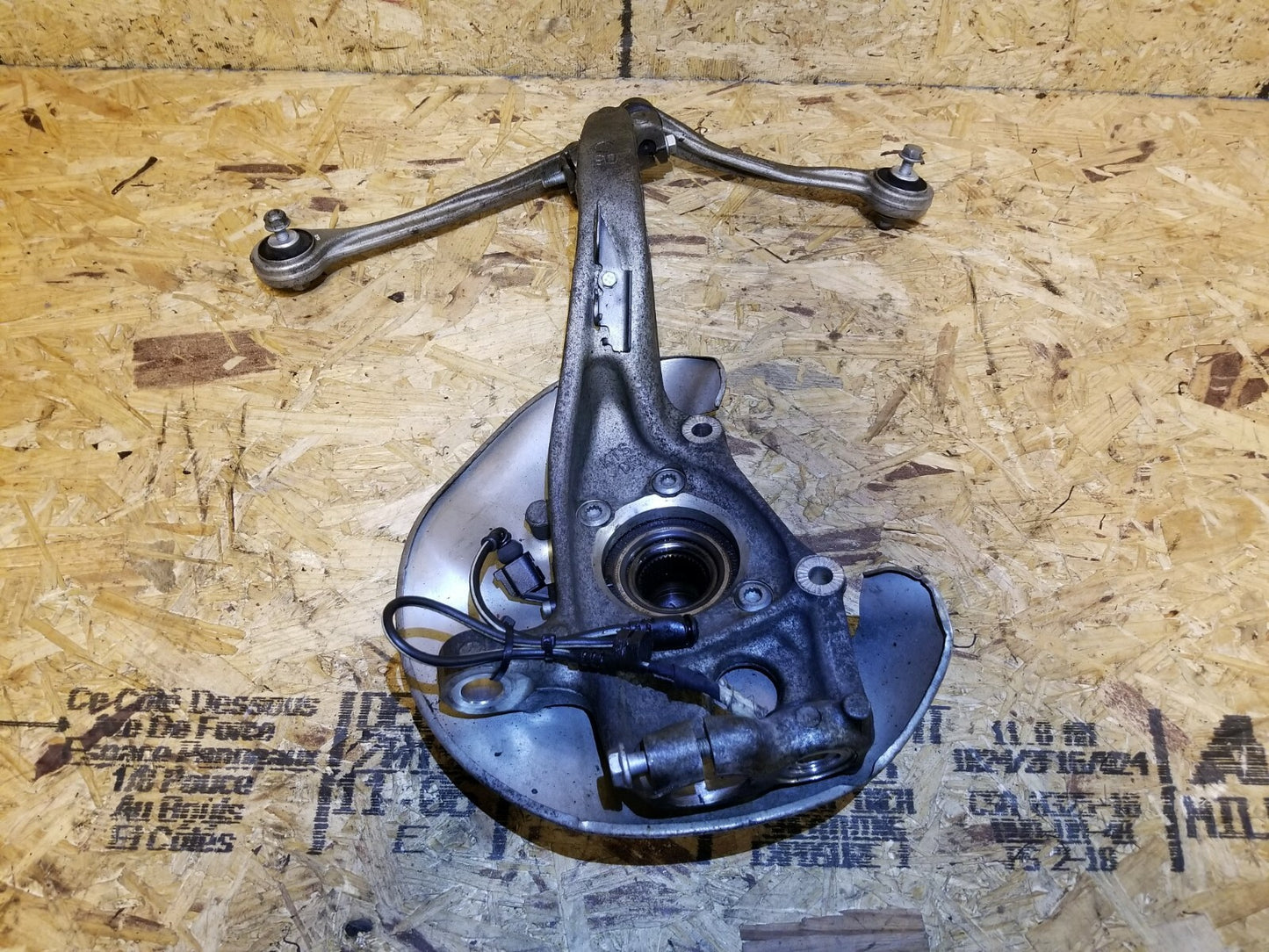 2013 Audi A4 Front Spindle Knuckle Wheel Hub Right Passenger Side OEM