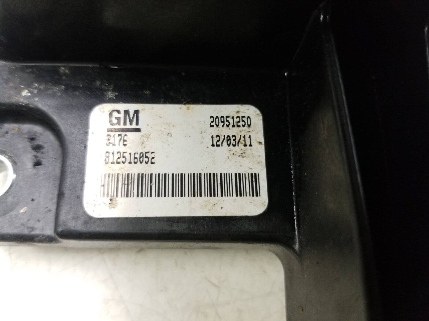 2010 - 2016 Cadillac SRX Automatic Gear Shifter Selector Lever OEM